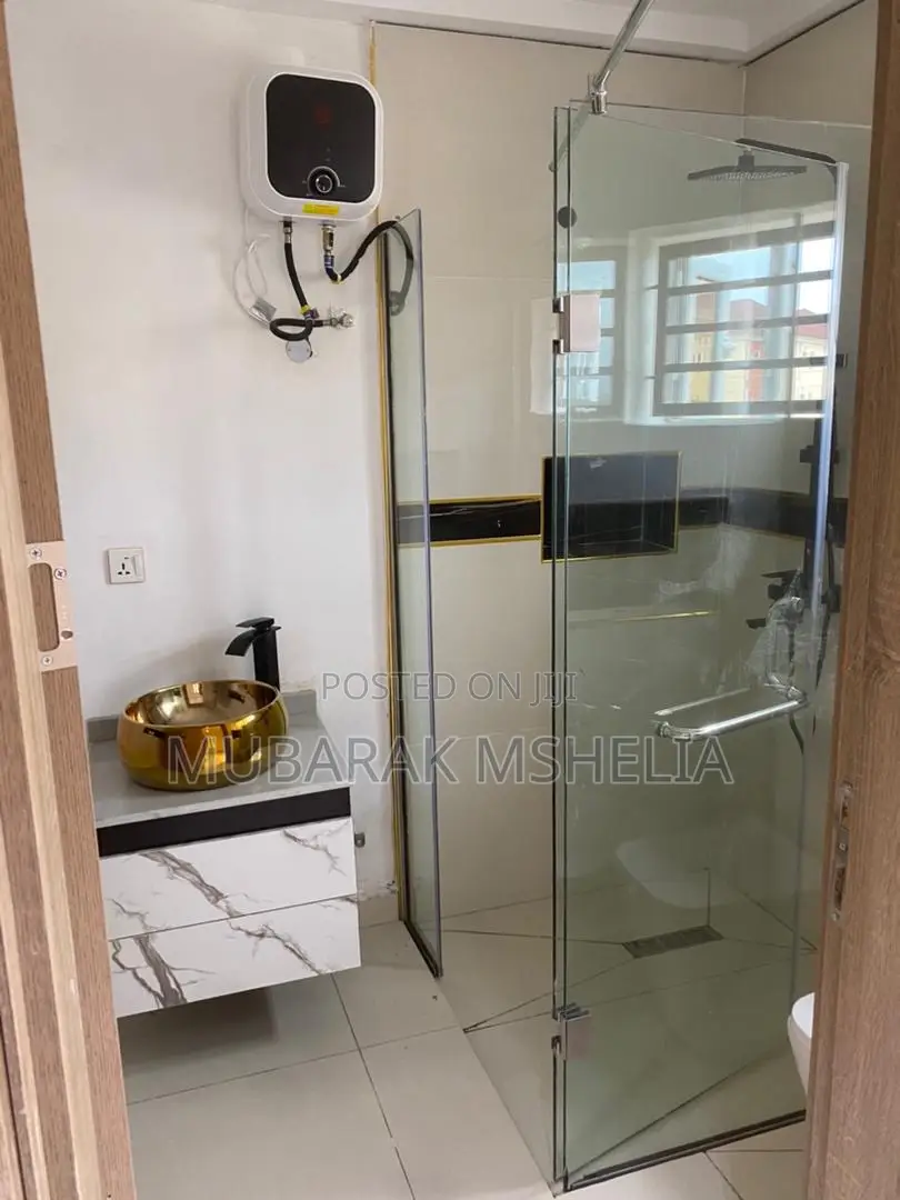 4bdrm Duplex in Gwarinpa for sale