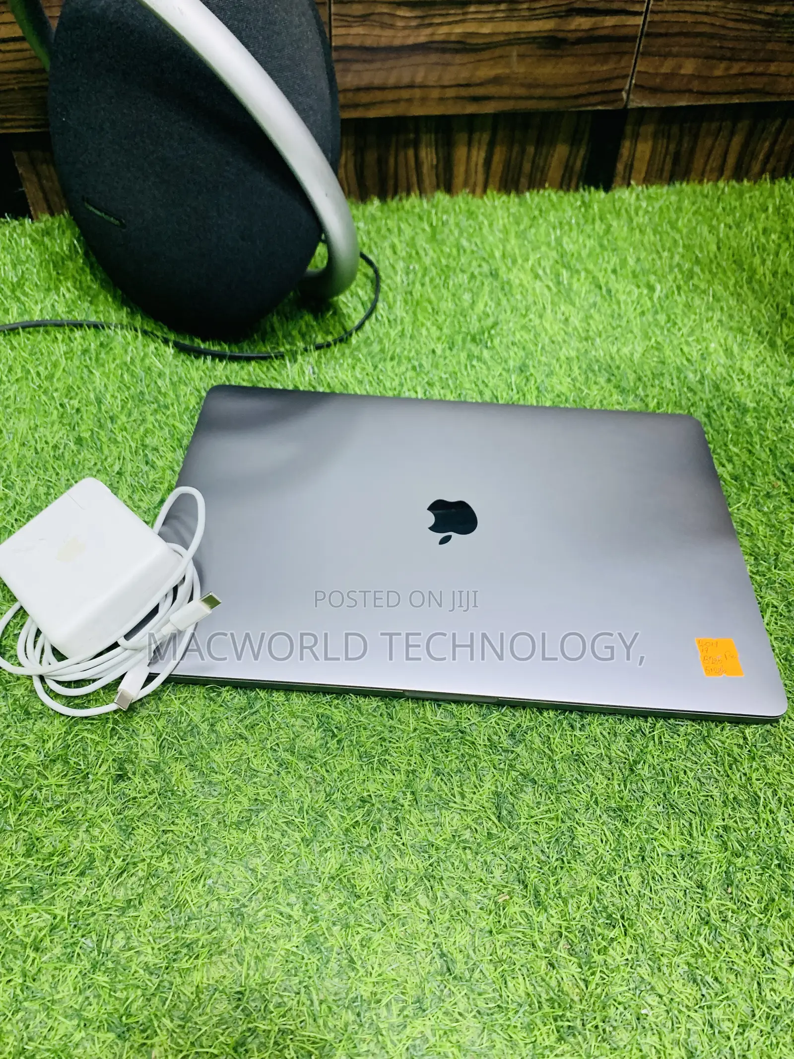 Laptop Apple MacBook Pro 2018 16GB Intel Core I7 SSD 512GB