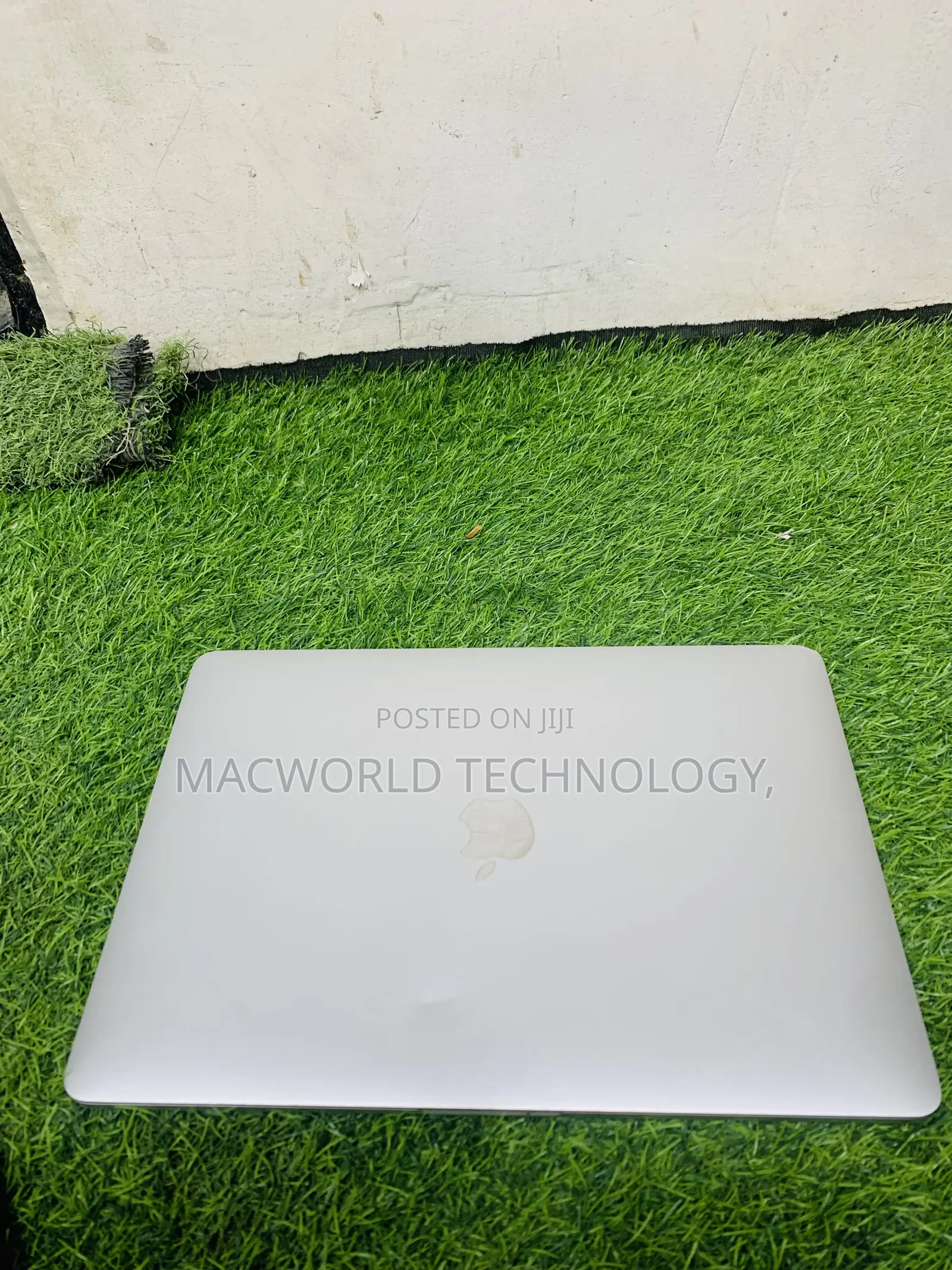 Laptop Apple MacBook Pro 2017 16GB Intel Core I5 SSD 512GB