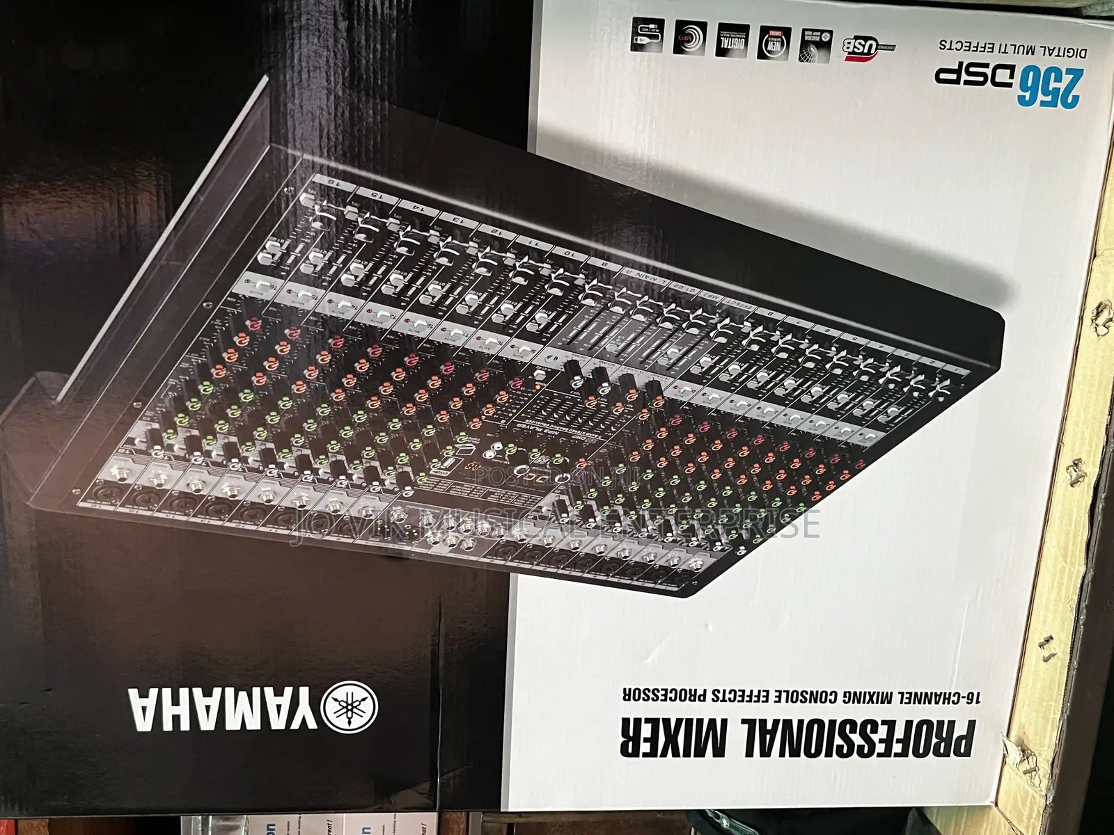 Yamaha Mg16u-Mx 16 Channel Mixer