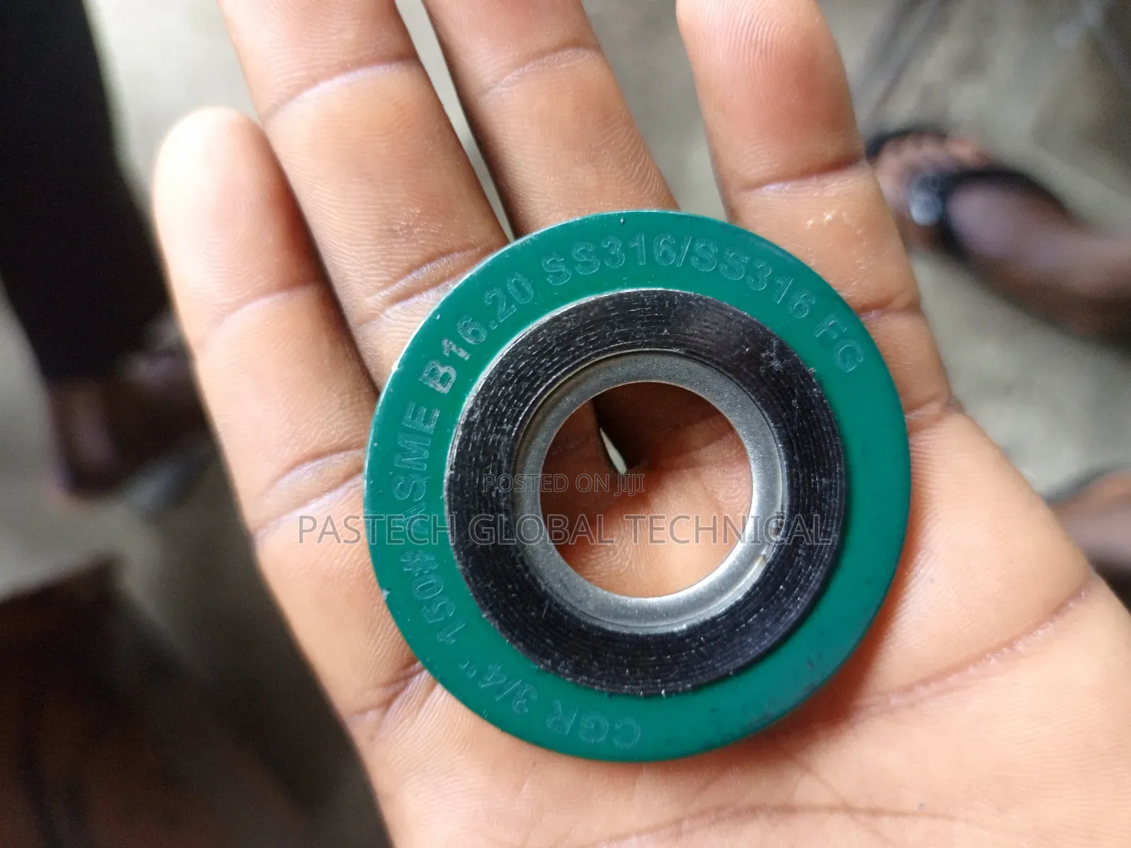 3/4" Spiral Wound Gasket Filled With Graphite 150lb