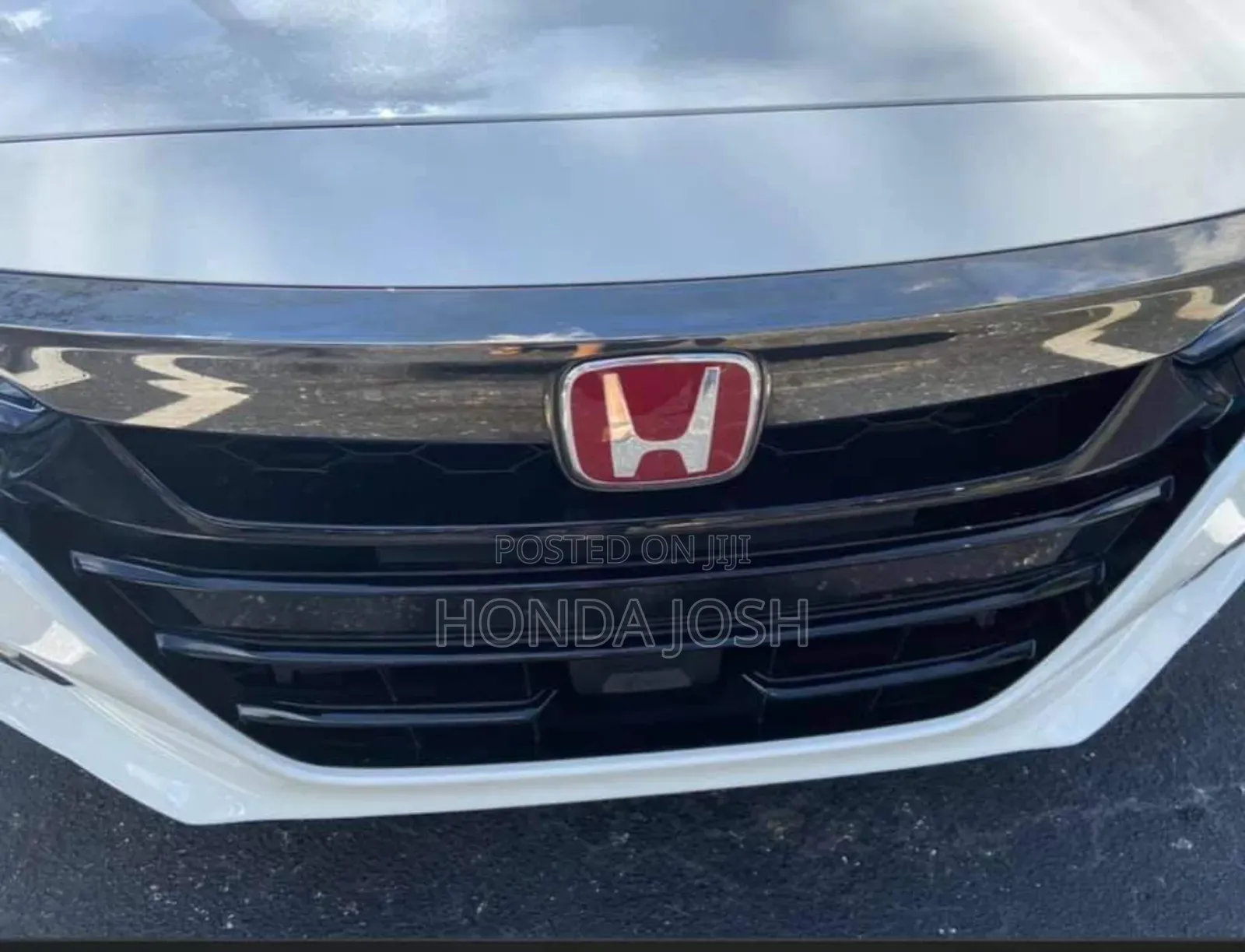 Honda H Logo Emblem Red Colour (Fancy Type)