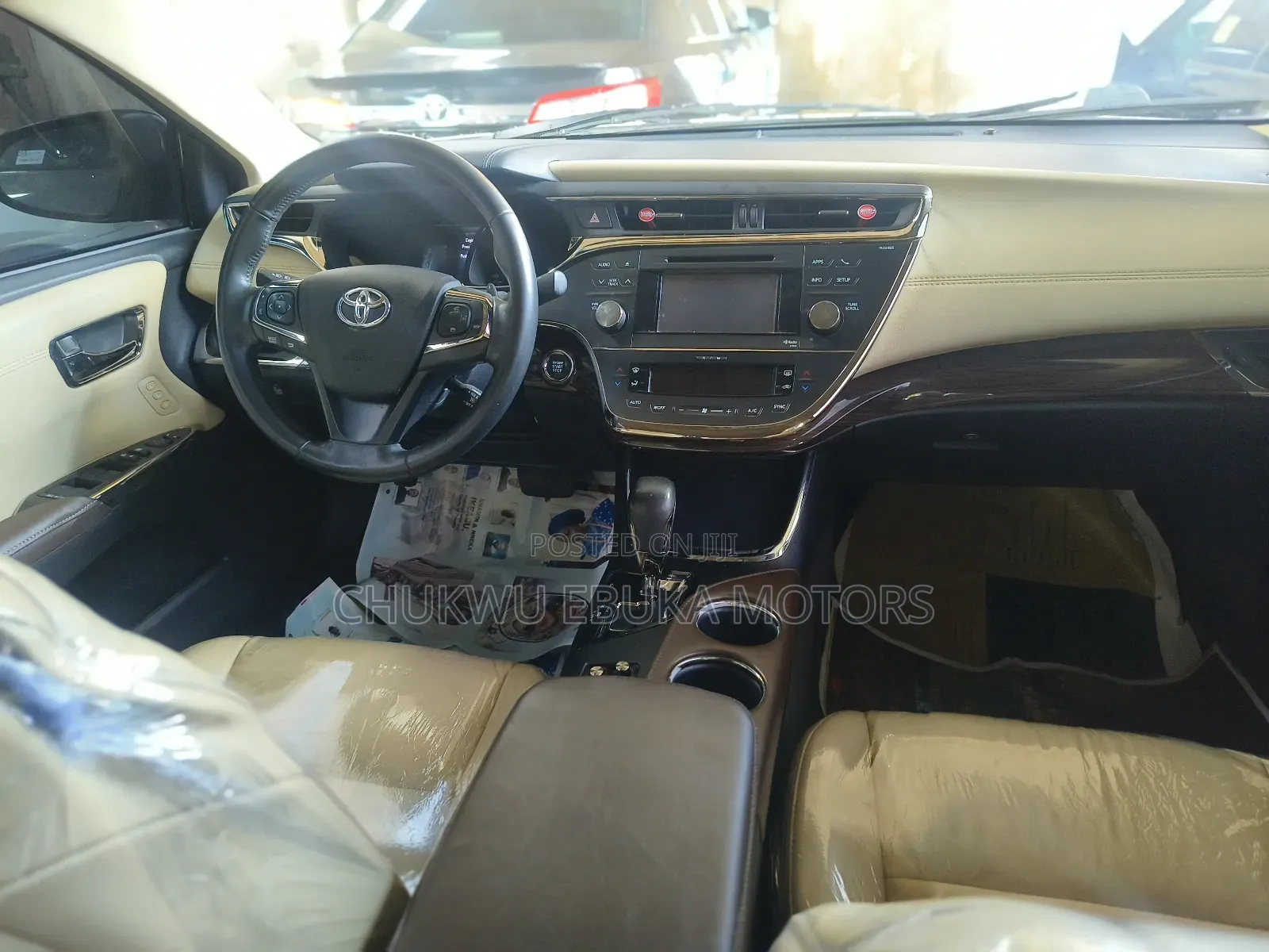 Toyota Avalon 2014 White