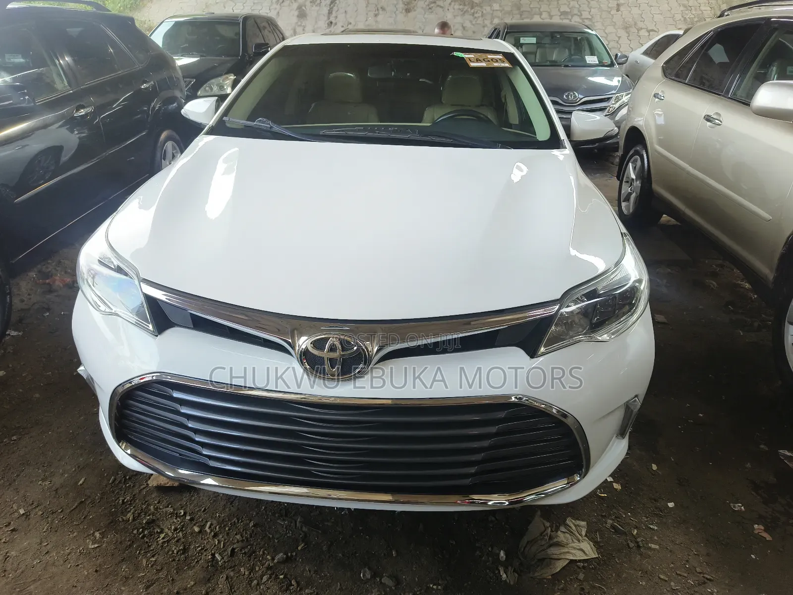Toyota Avalon 2014 White