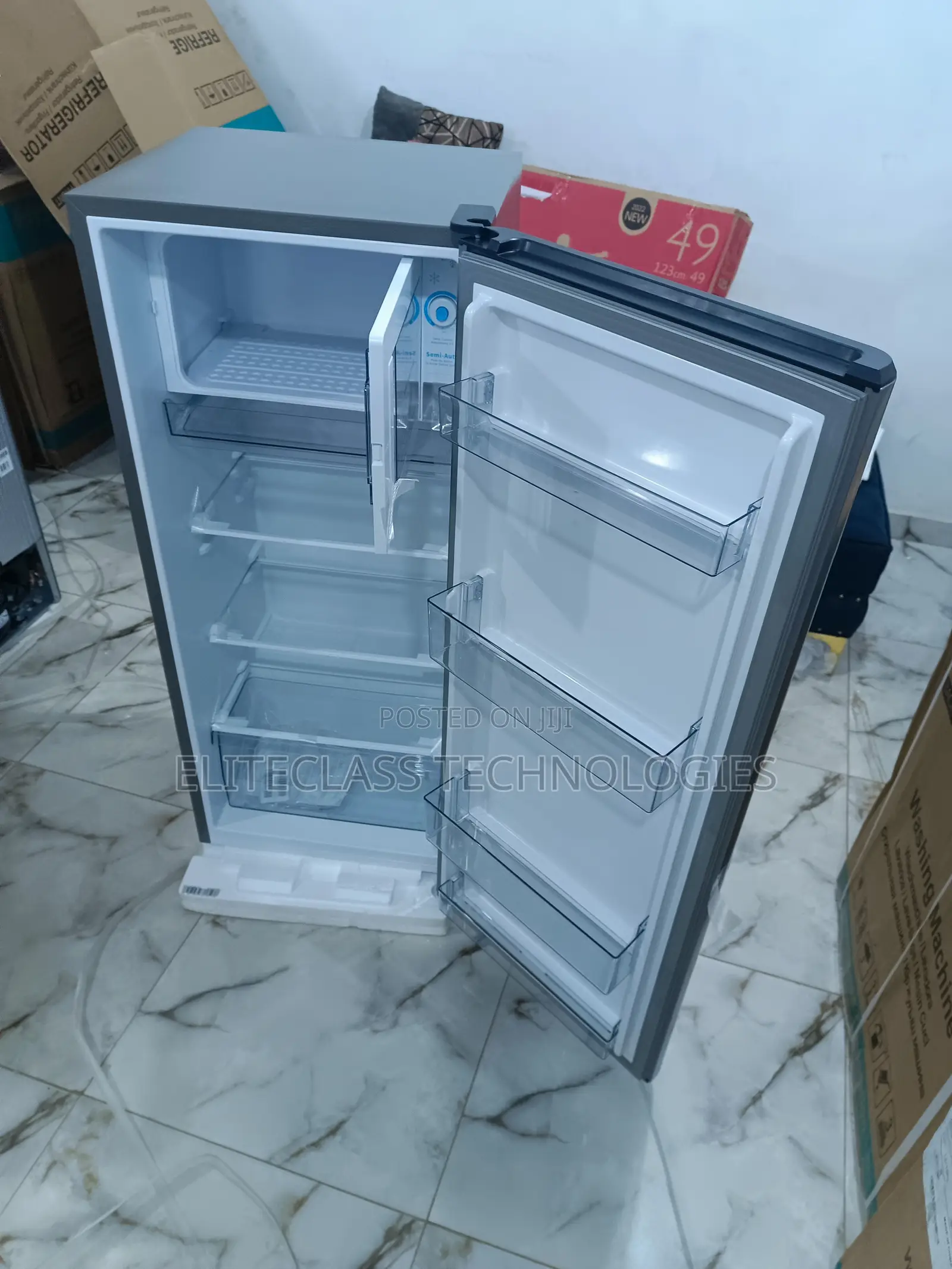 Very Affordable Hisense Refrigerator RR230S