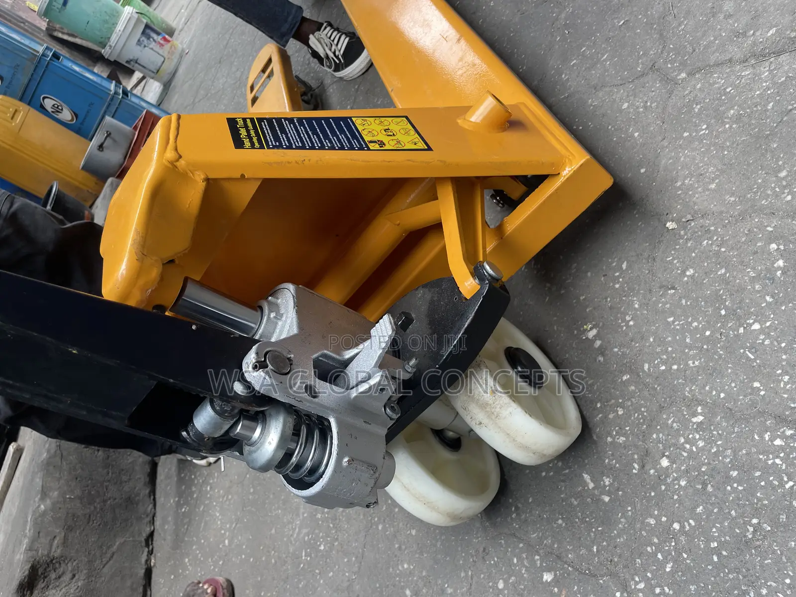 3000 Kg Hand Pallets Truck