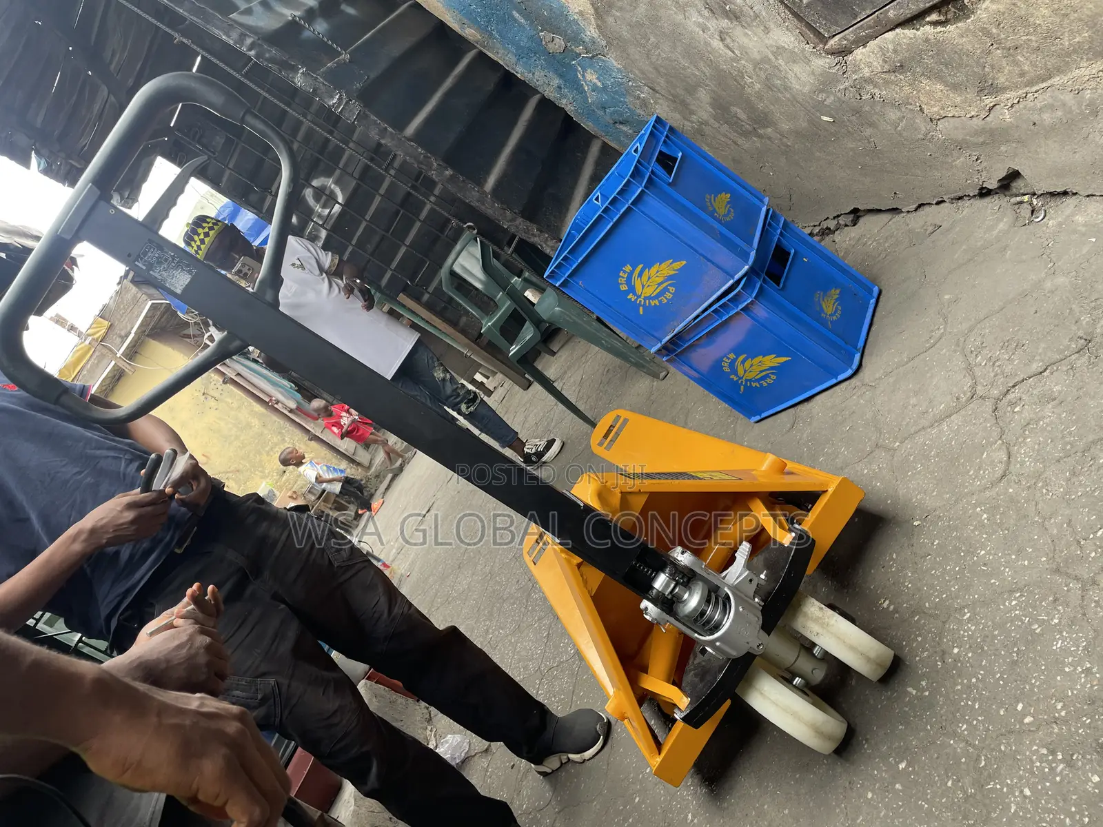 3000 Kg Hand Pallets Truck