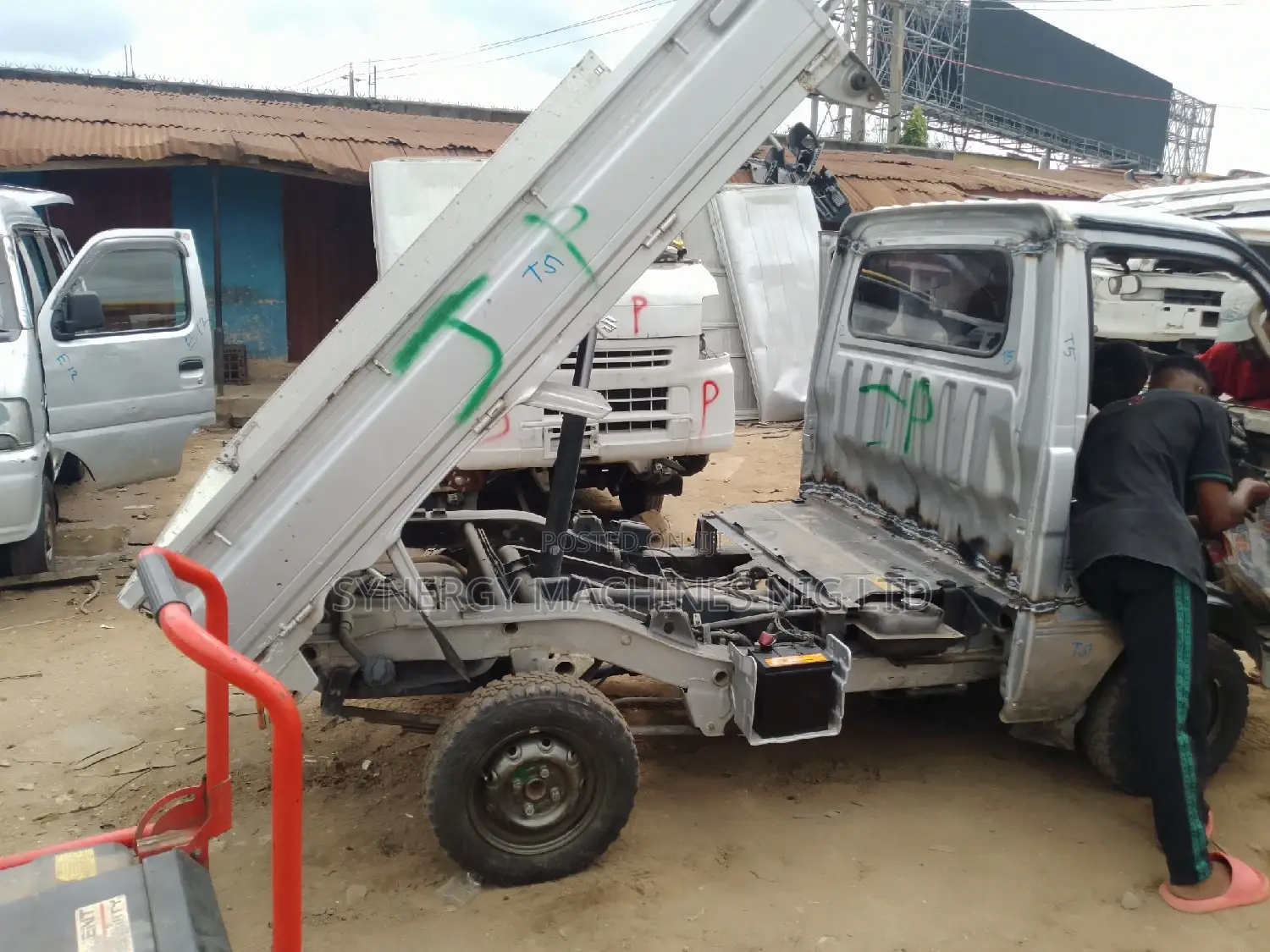 Hijet Tipper Truck