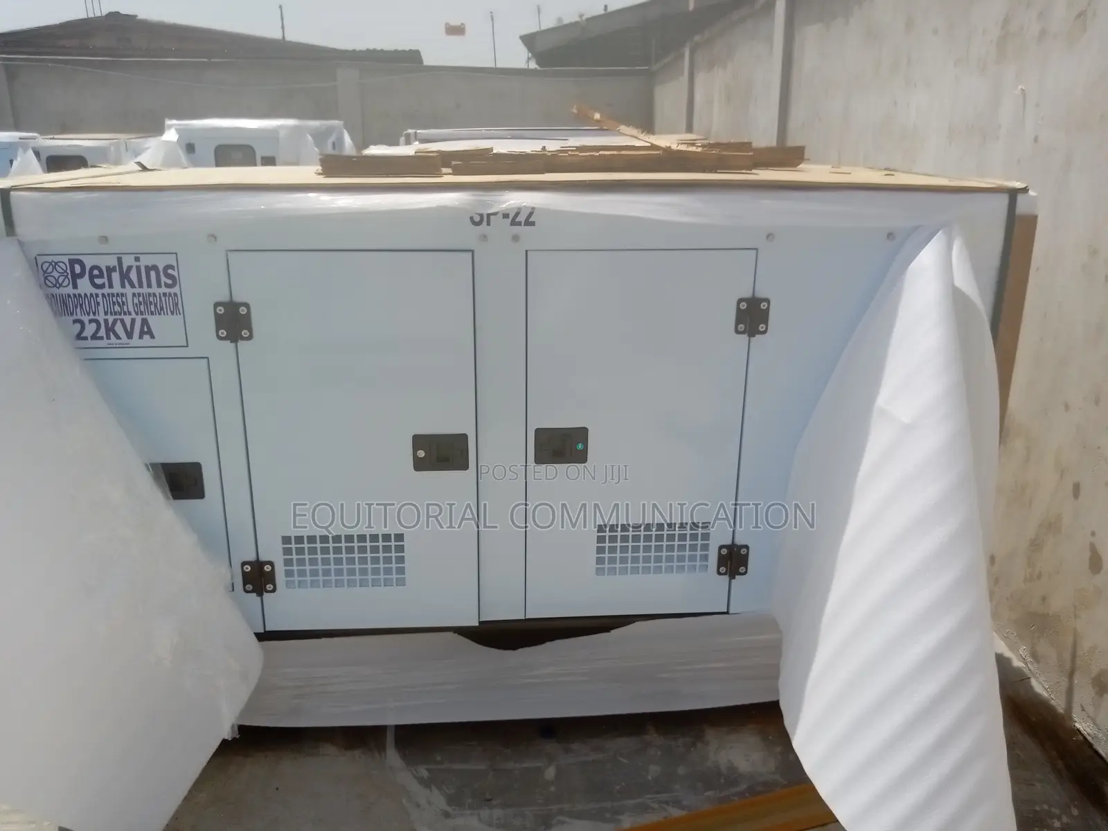 New Preffered Perkins 22kva Soundproof Gen