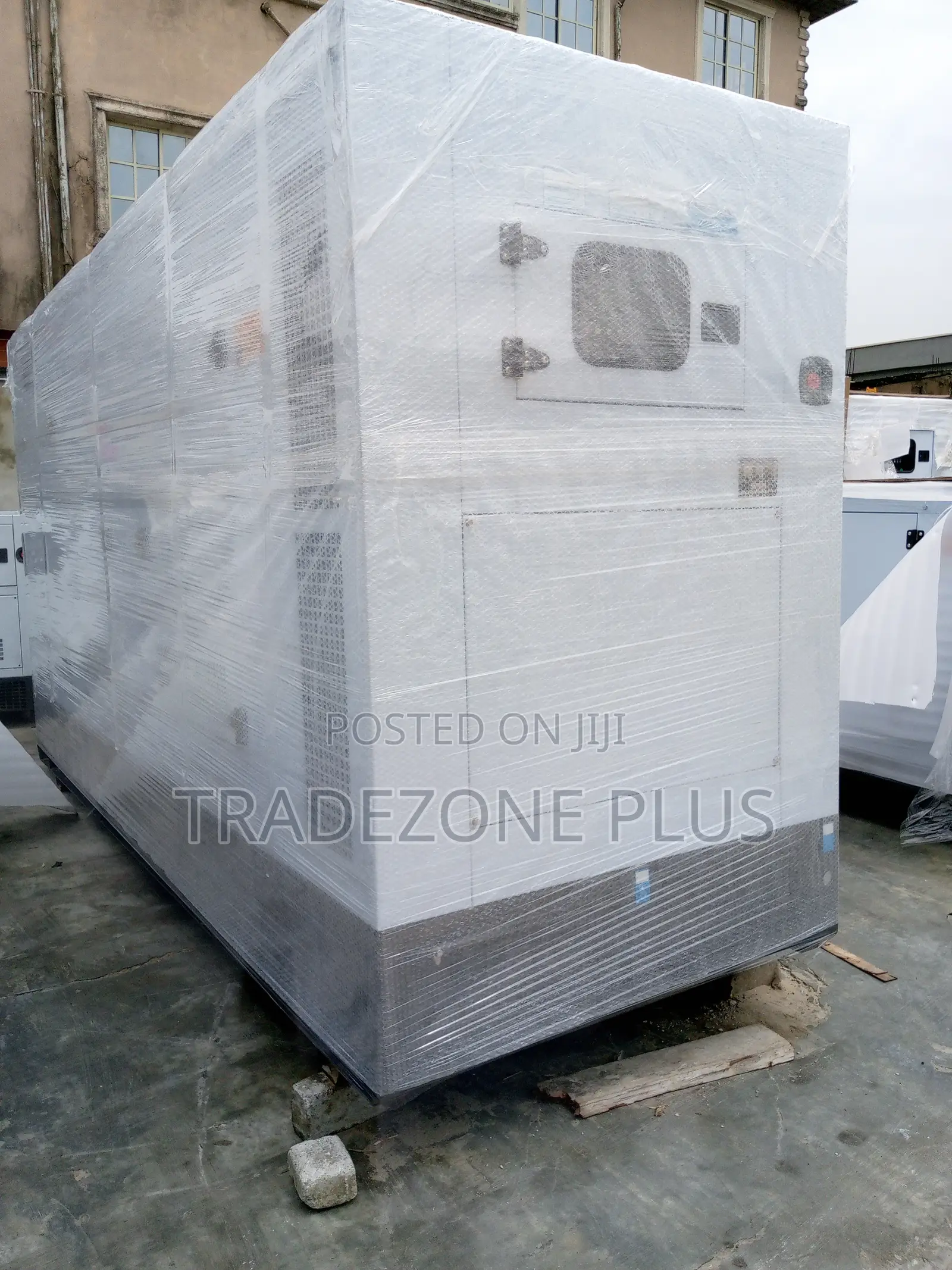 Unique [400kva[ Perkins Soundproof Disel Generator