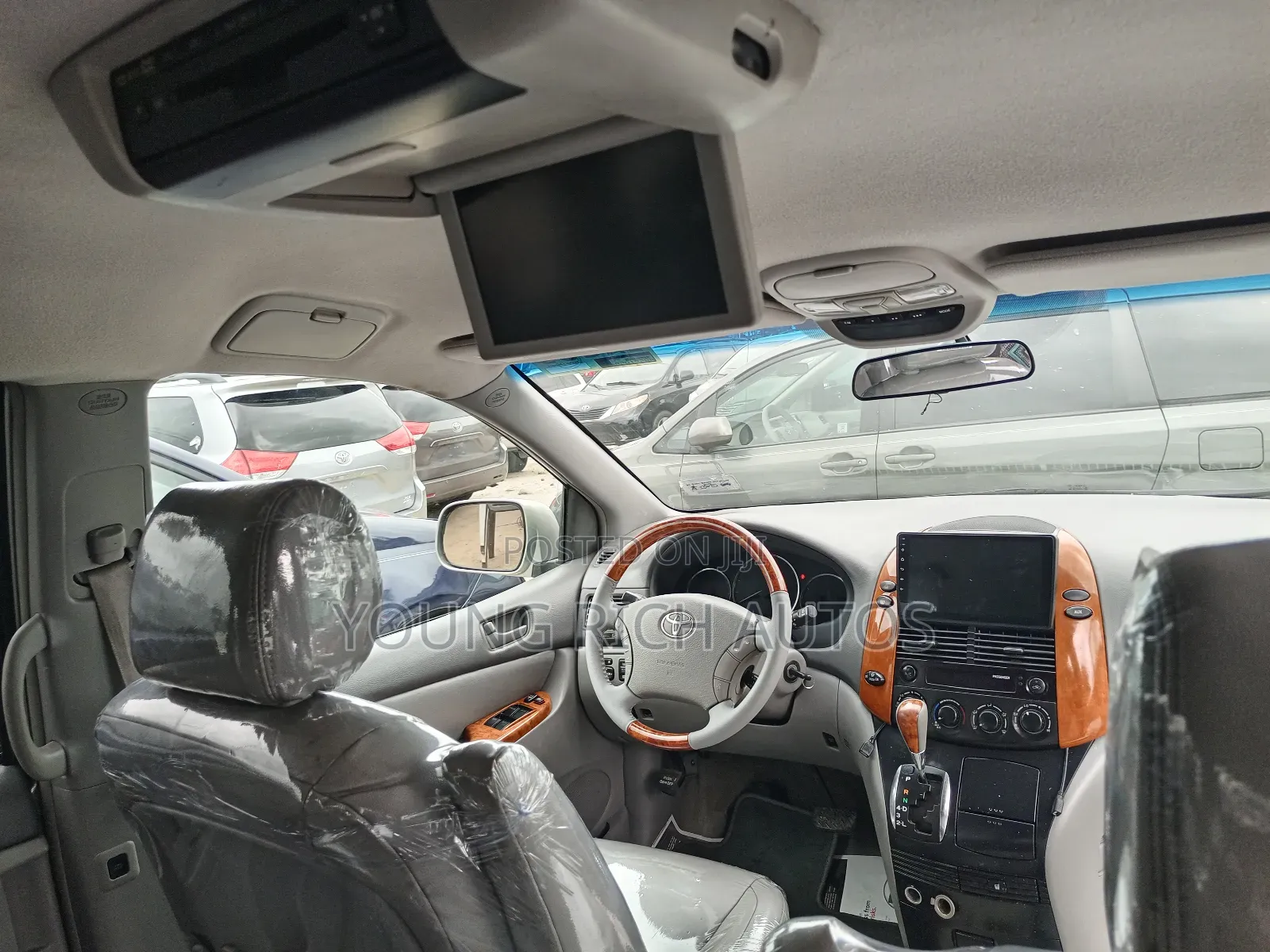 Toyota Sienna 2009 Silver