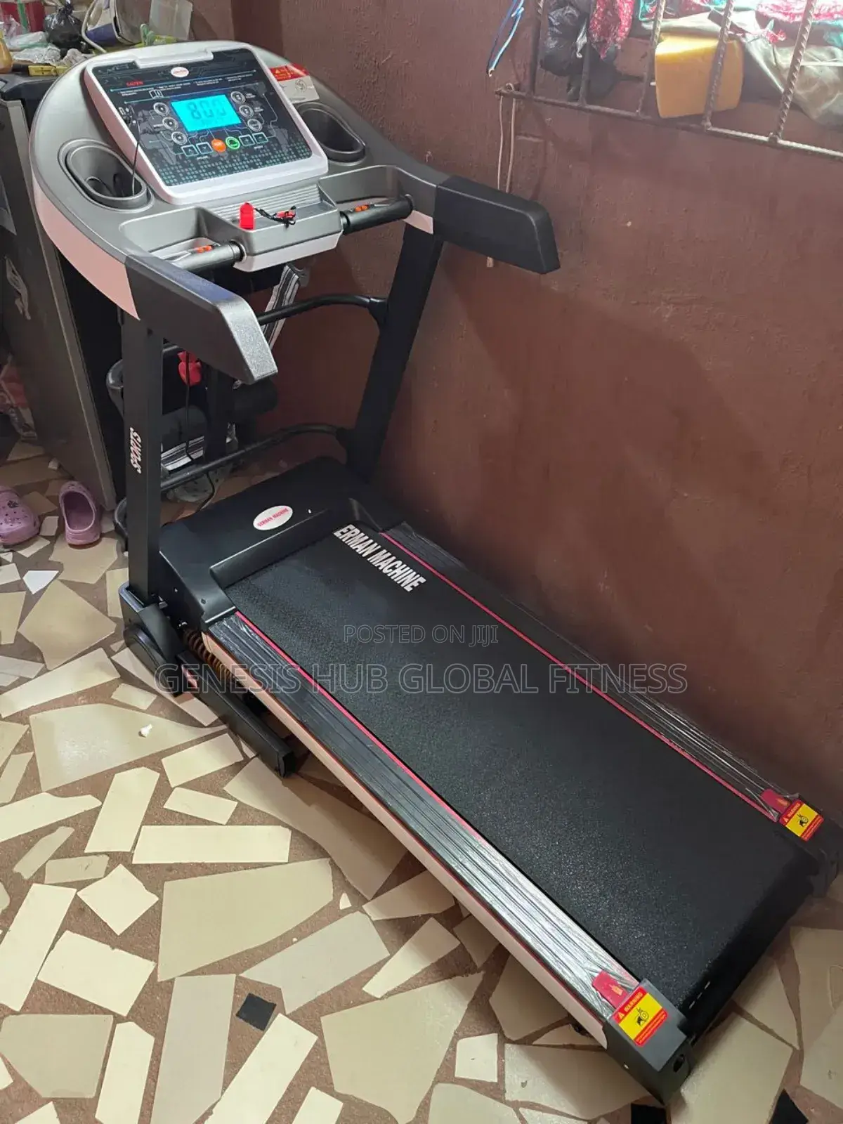 2.5hp Treadmill With Massager, Twister And Dumbells