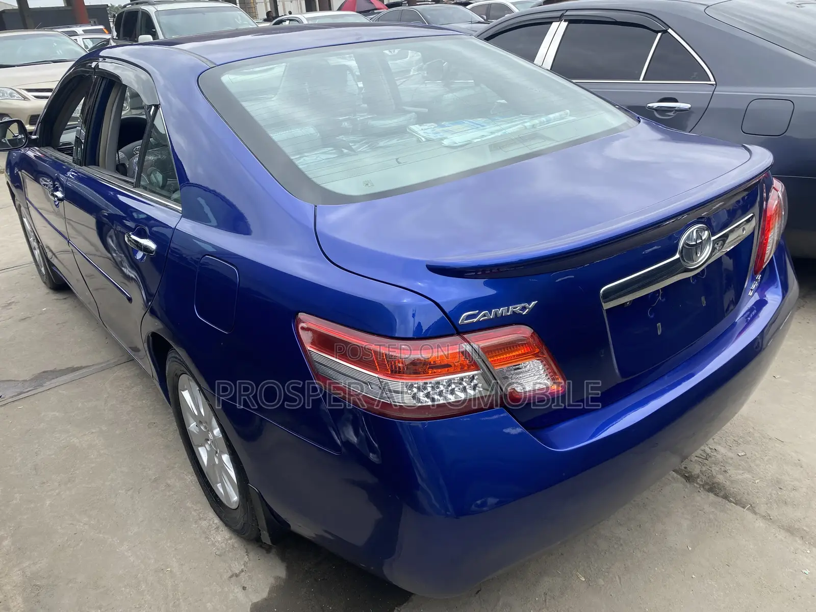Toyota Camry 2010 Blue