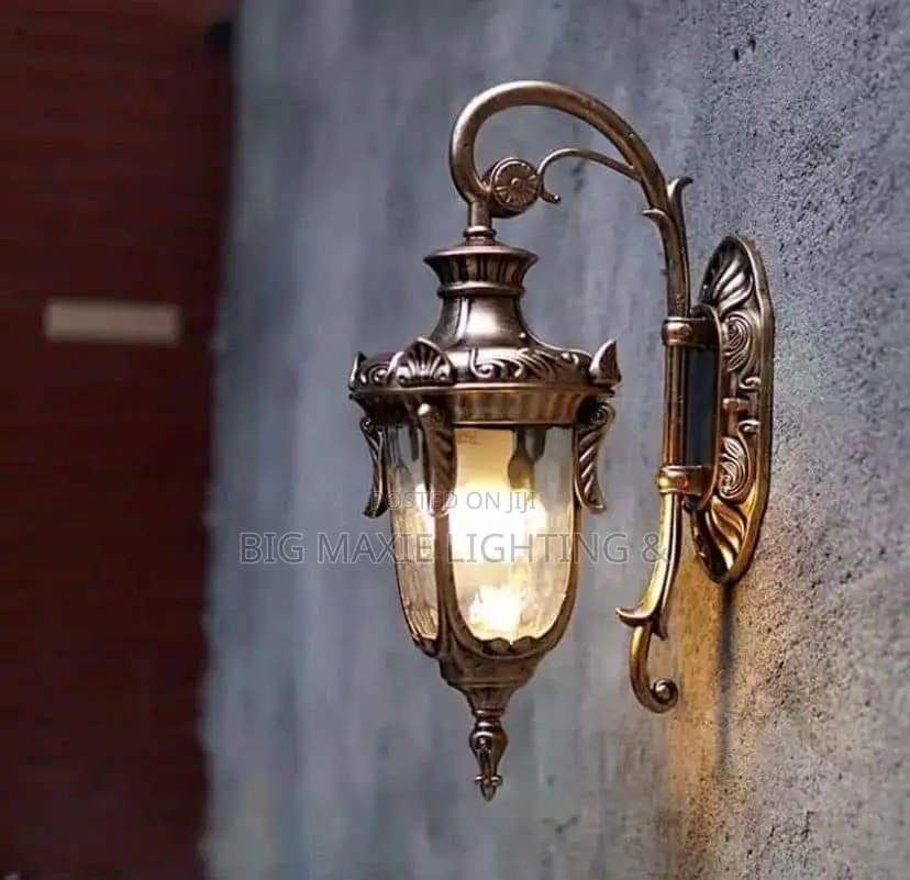 Europe Outdoor Wall Security Gate Lamp