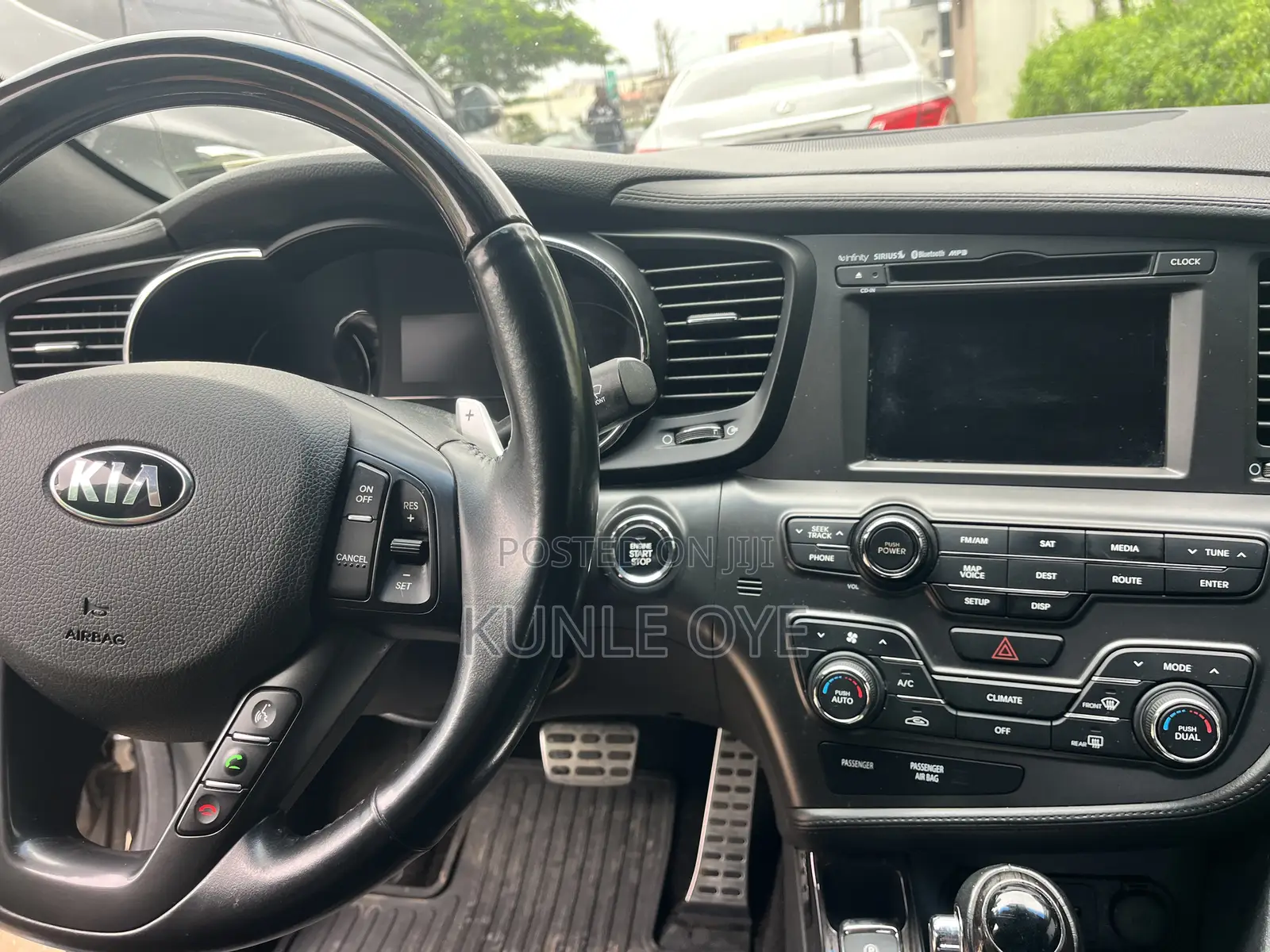 Kia Optima SXL Turbo Sedan (2.0 L 4cyl 6A) 2013 Beige