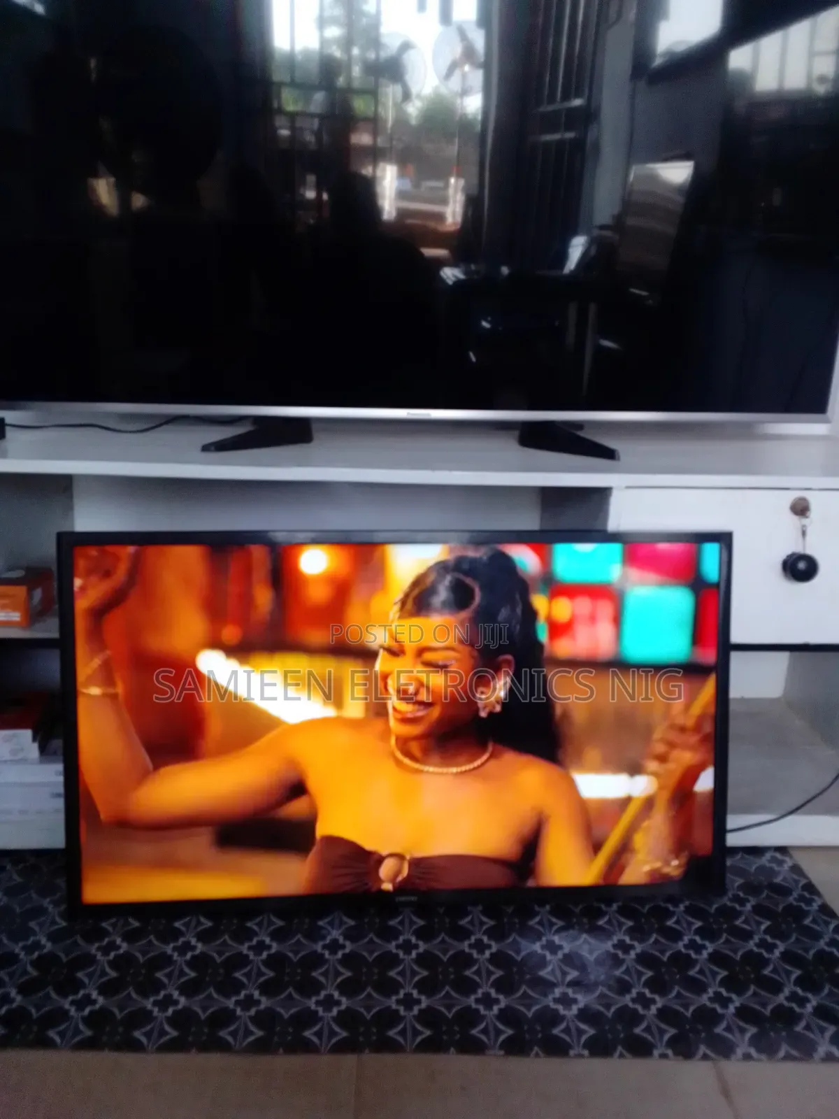 Newly Arrive 42inch Samsung Smart TV With Free Netflix Uk