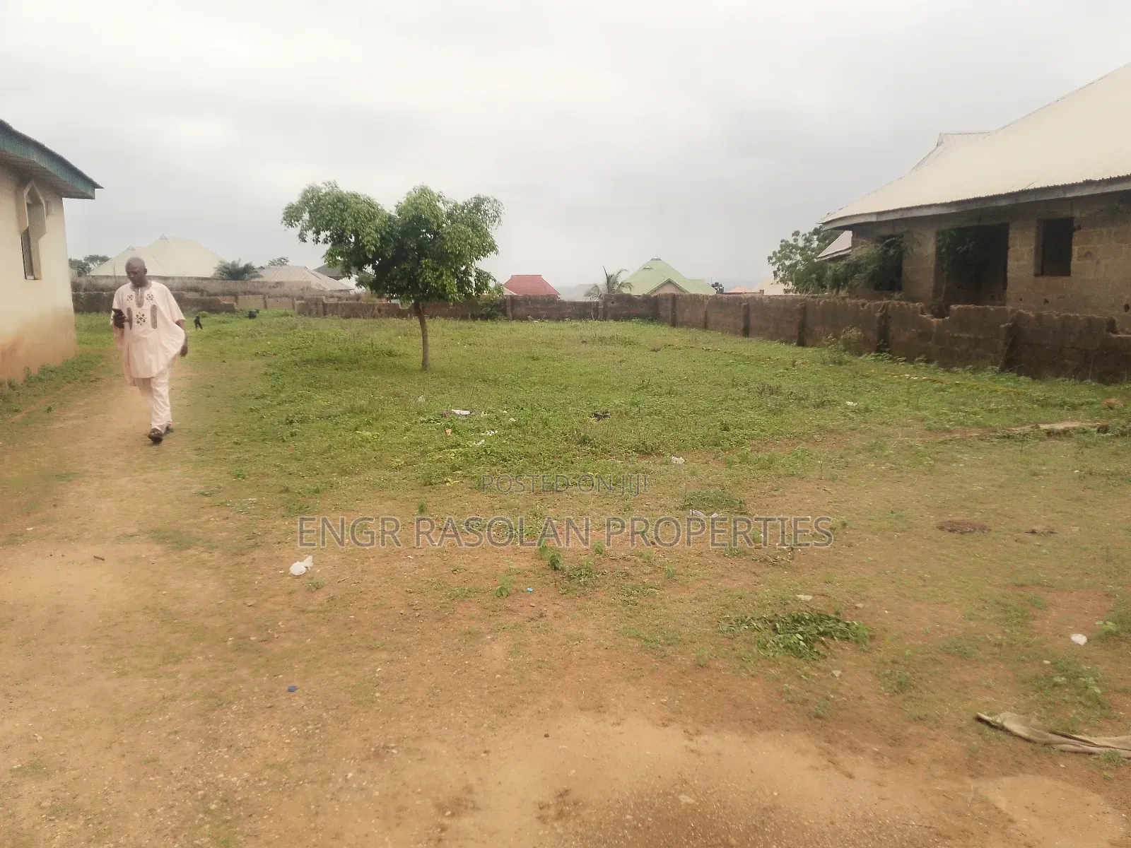 3bdrm Block of Flats in Ganmo, Ifelodun-Kwara for sale