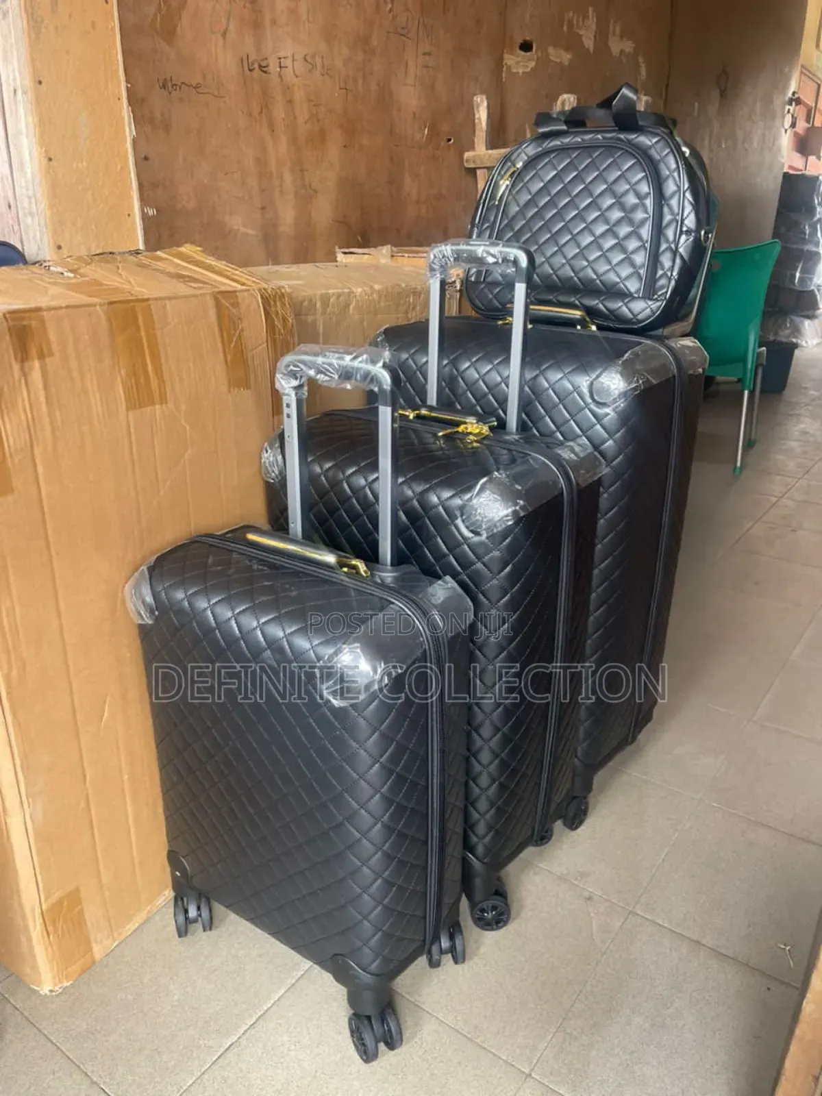 Luxury Travelling Luggage