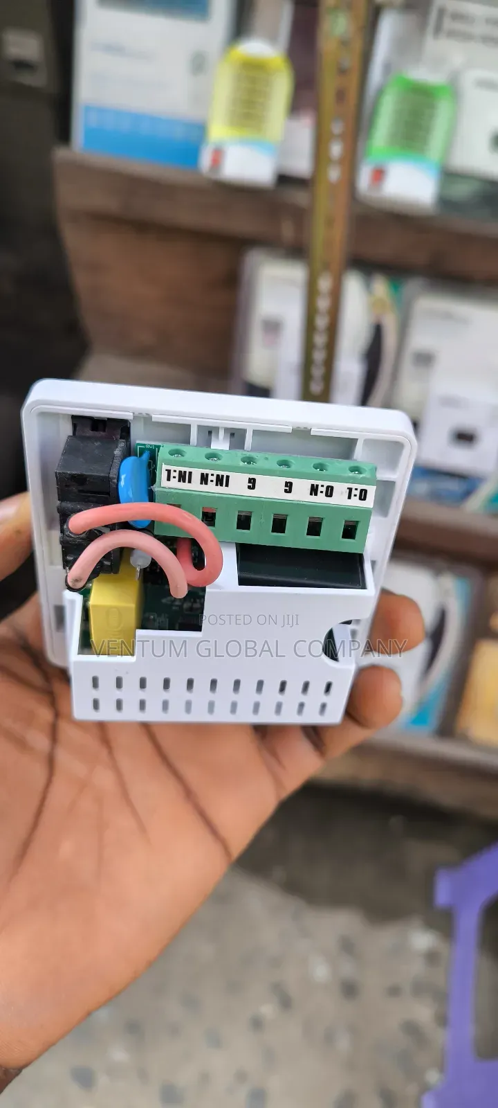 Voltage Protector Switch 30A