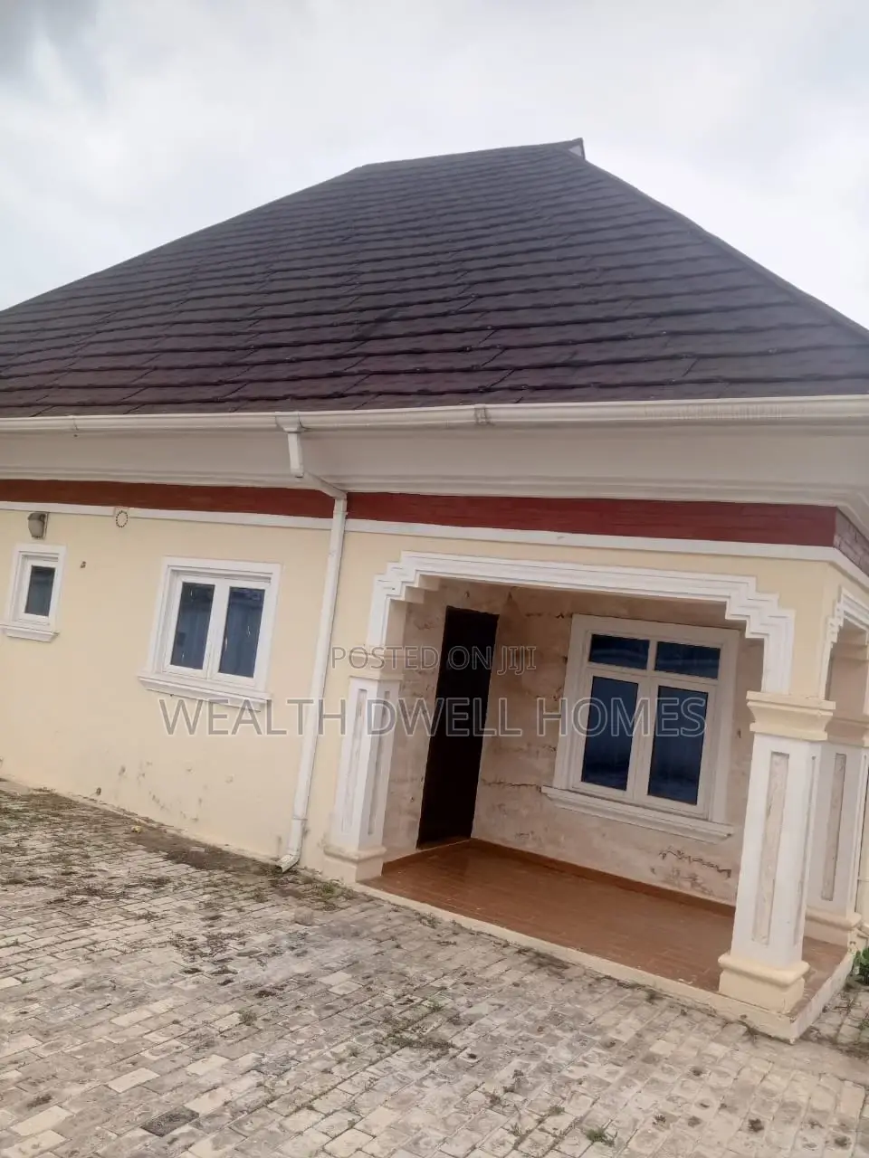 3bdrm Bungalow in Alagbaka Extension, Akure for sale