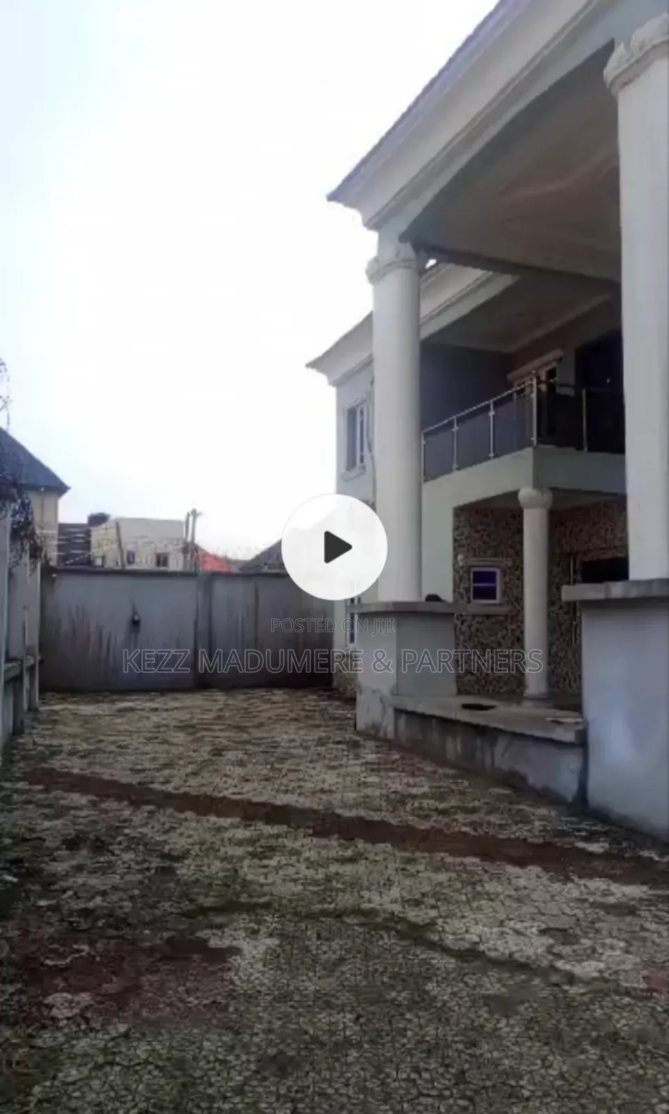 5bdrm Duplex in Umobia Estate , for sale
