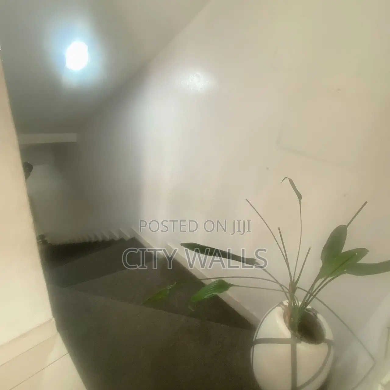 3bdrm Townhouse / Terrace in Osapa london for rent