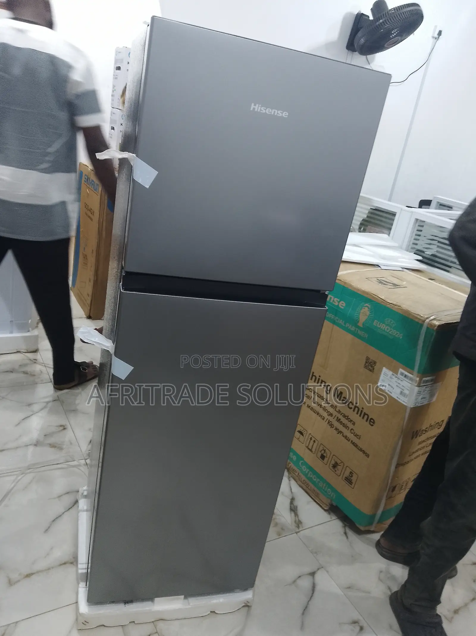 154 Liters Hisense Top Mount Refrigerator- Double Door