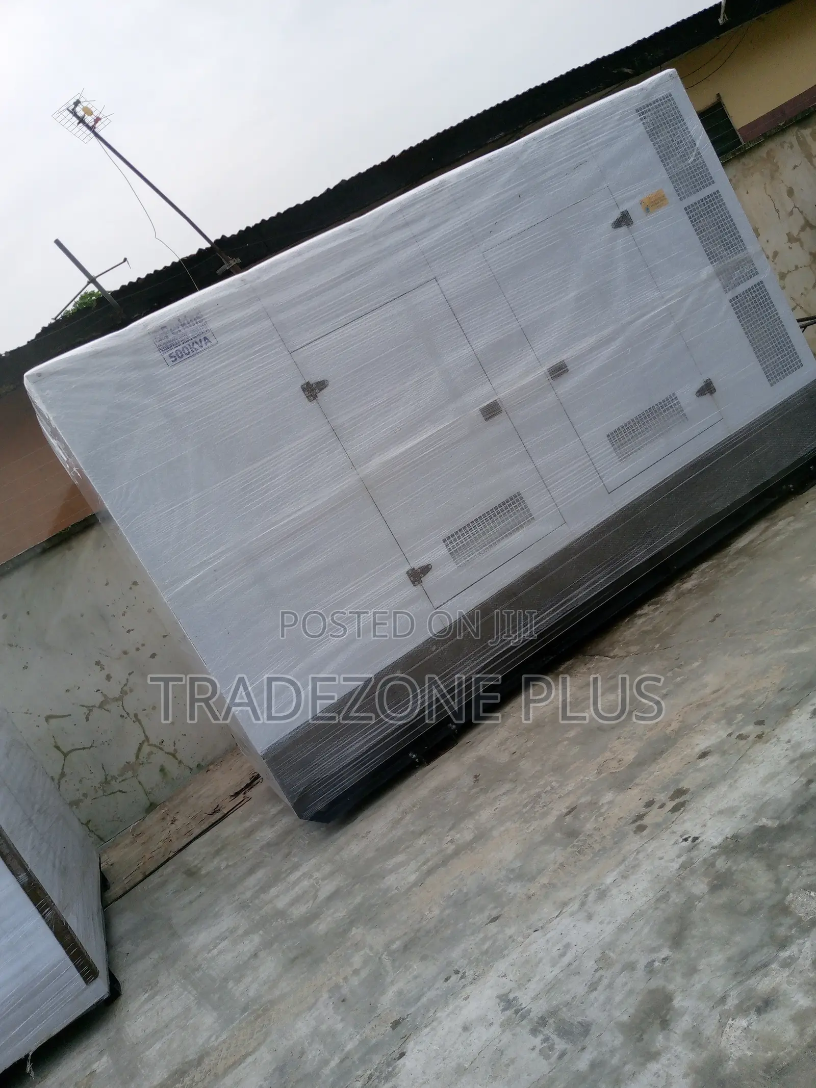 Perkins DIESEL Soundproof Generator