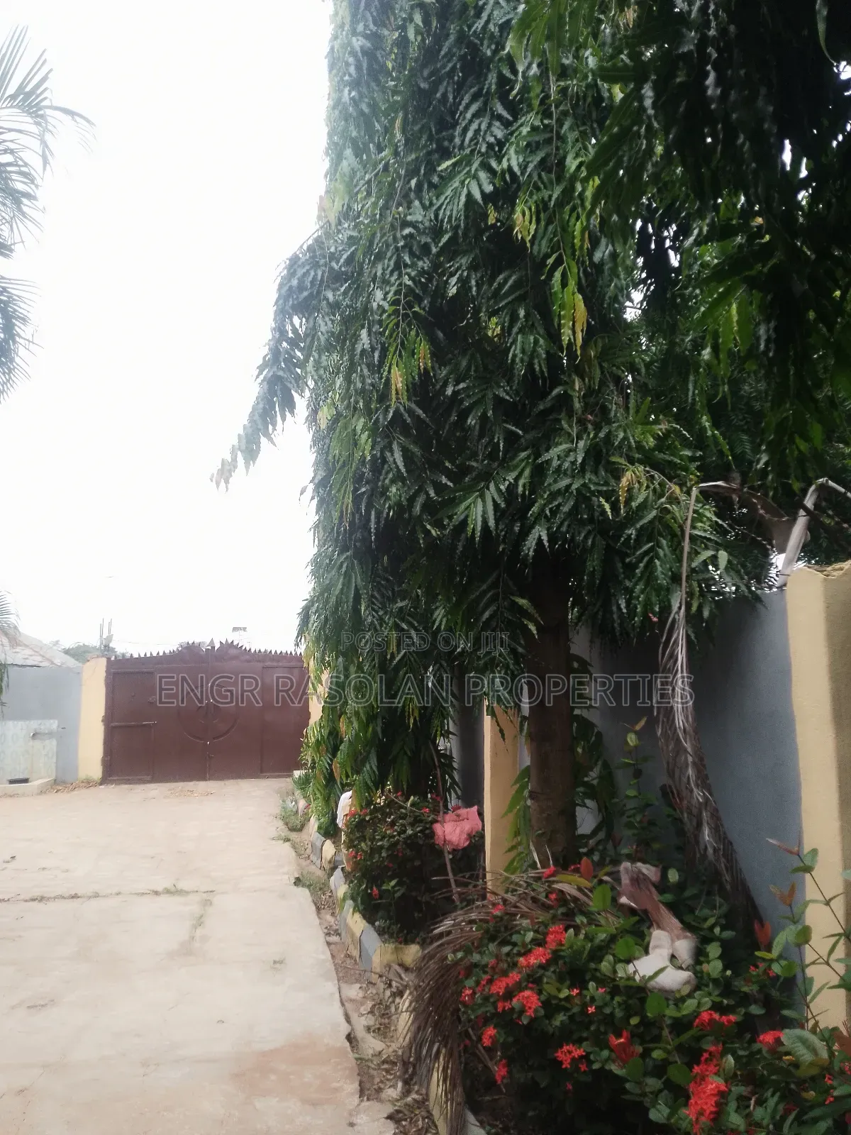 Furnished 3bdrm Duplex in Ogbondoroko, Asa for sale