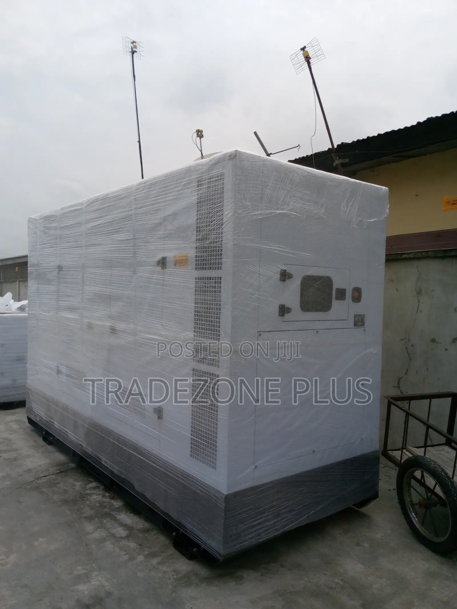 Powerful Perkins 500kva DIESEL Generator