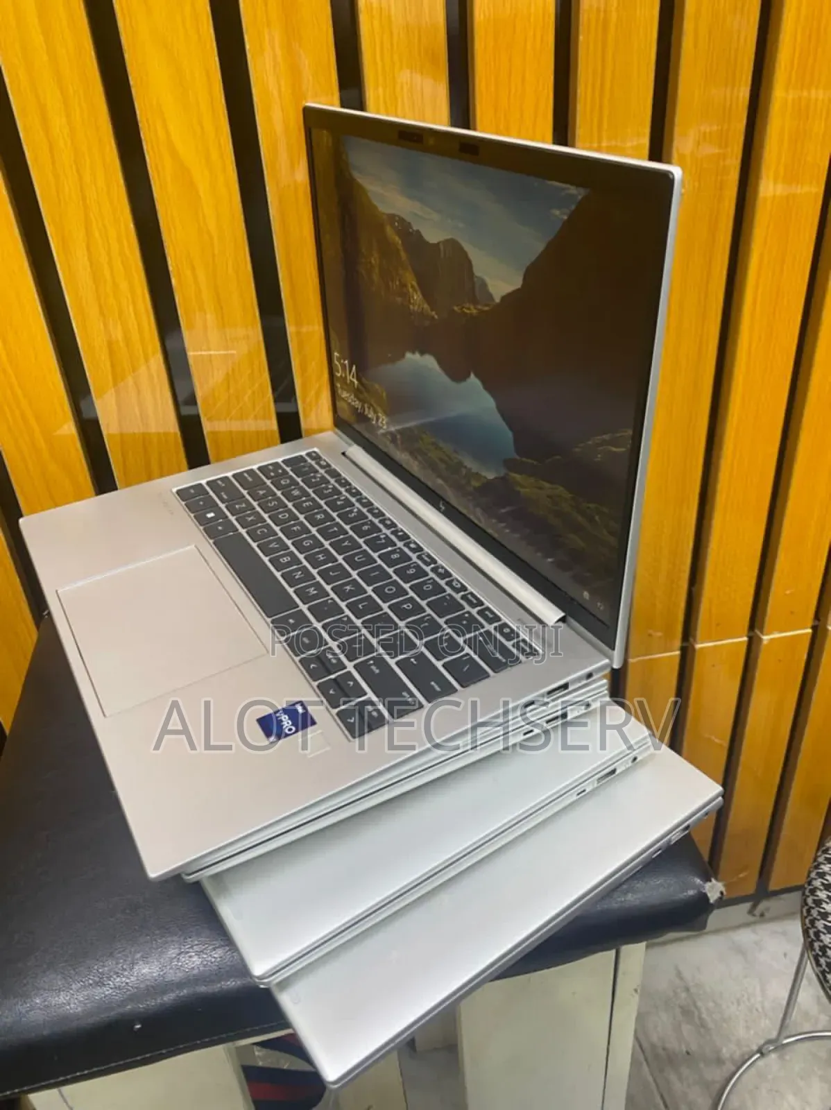 Laptop HP EliteBook 830 G9 16GB Intel Core i7 SSD 512GB
