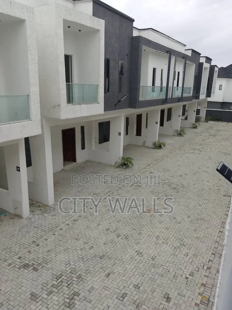 4bdrm Townhouse / Terrace in VGC / Ajah for rent
