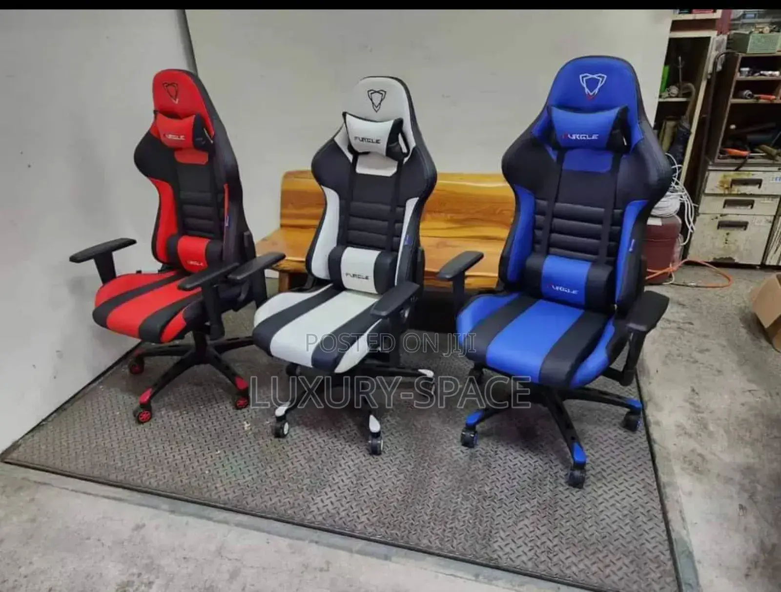 Quality Gaming and Studio Chair With Footrest