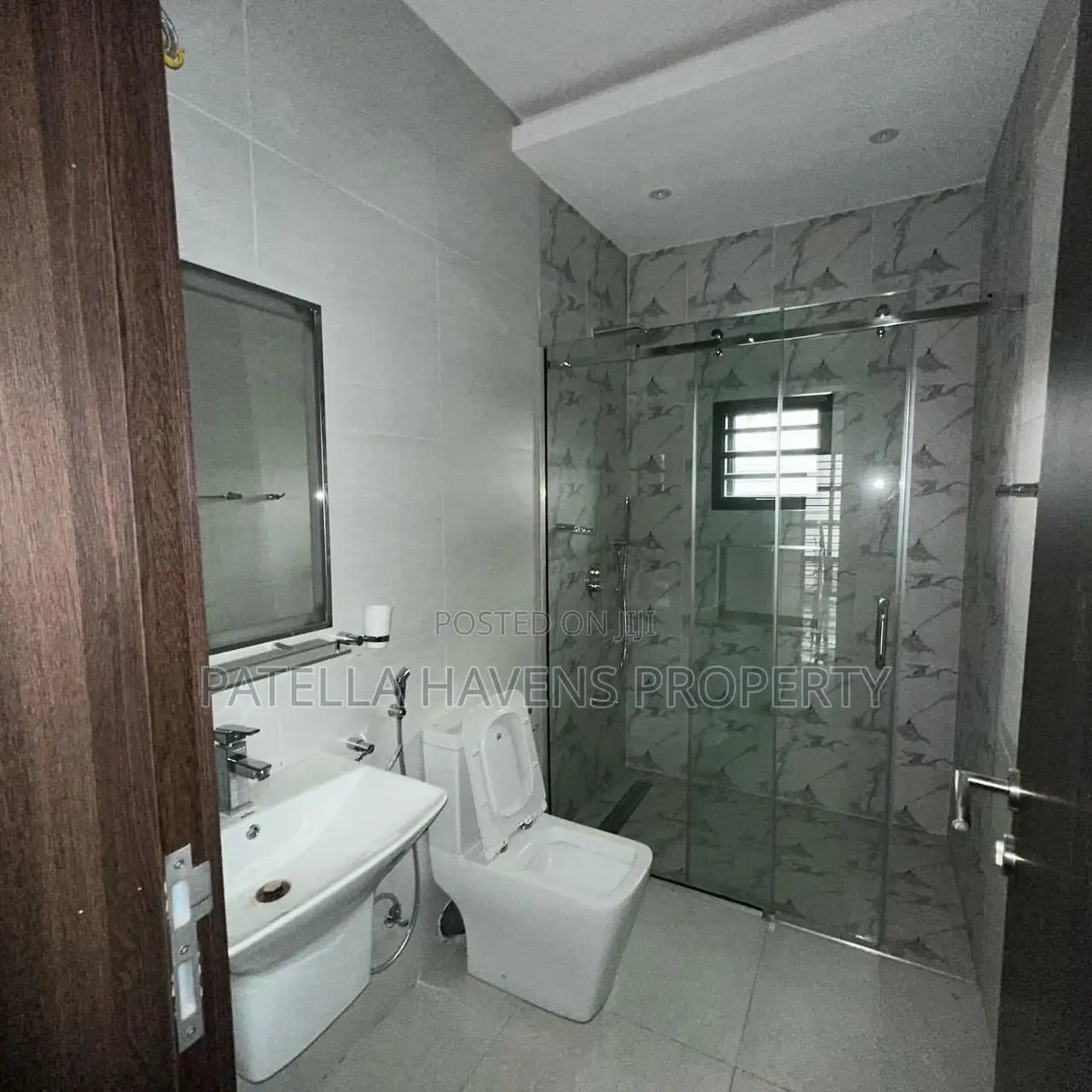 6bdrm Duplex in Wuye for sale