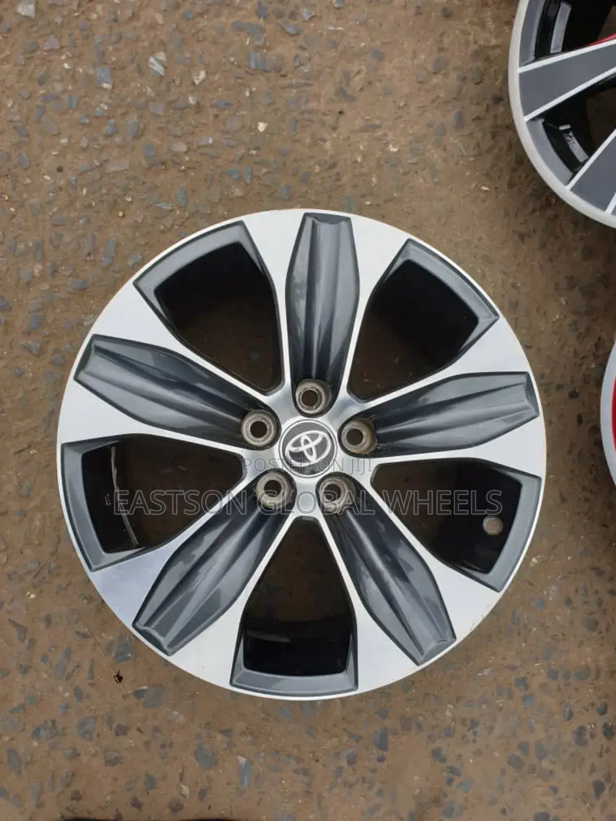 Clean 2022 Model Highlander 18 Inches Alloy Rim