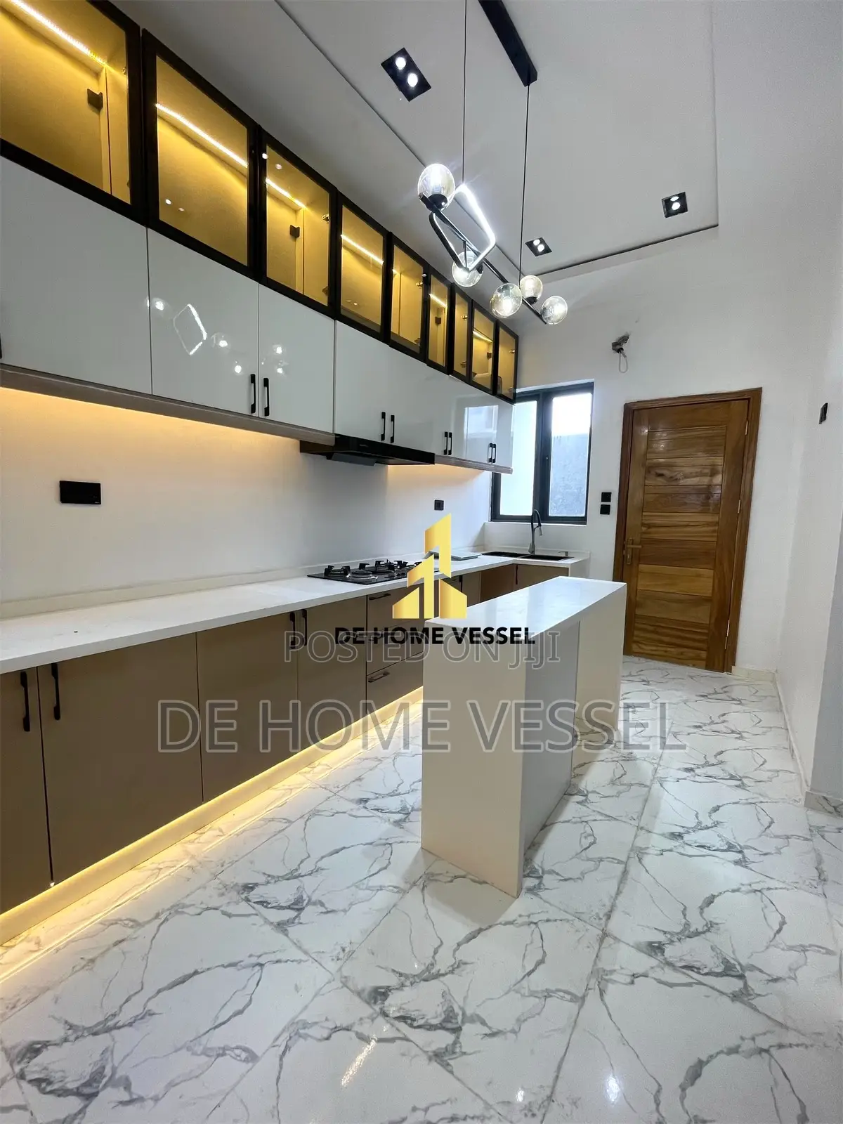 4bdrm Townhouse/Terrace in Lekki for sale