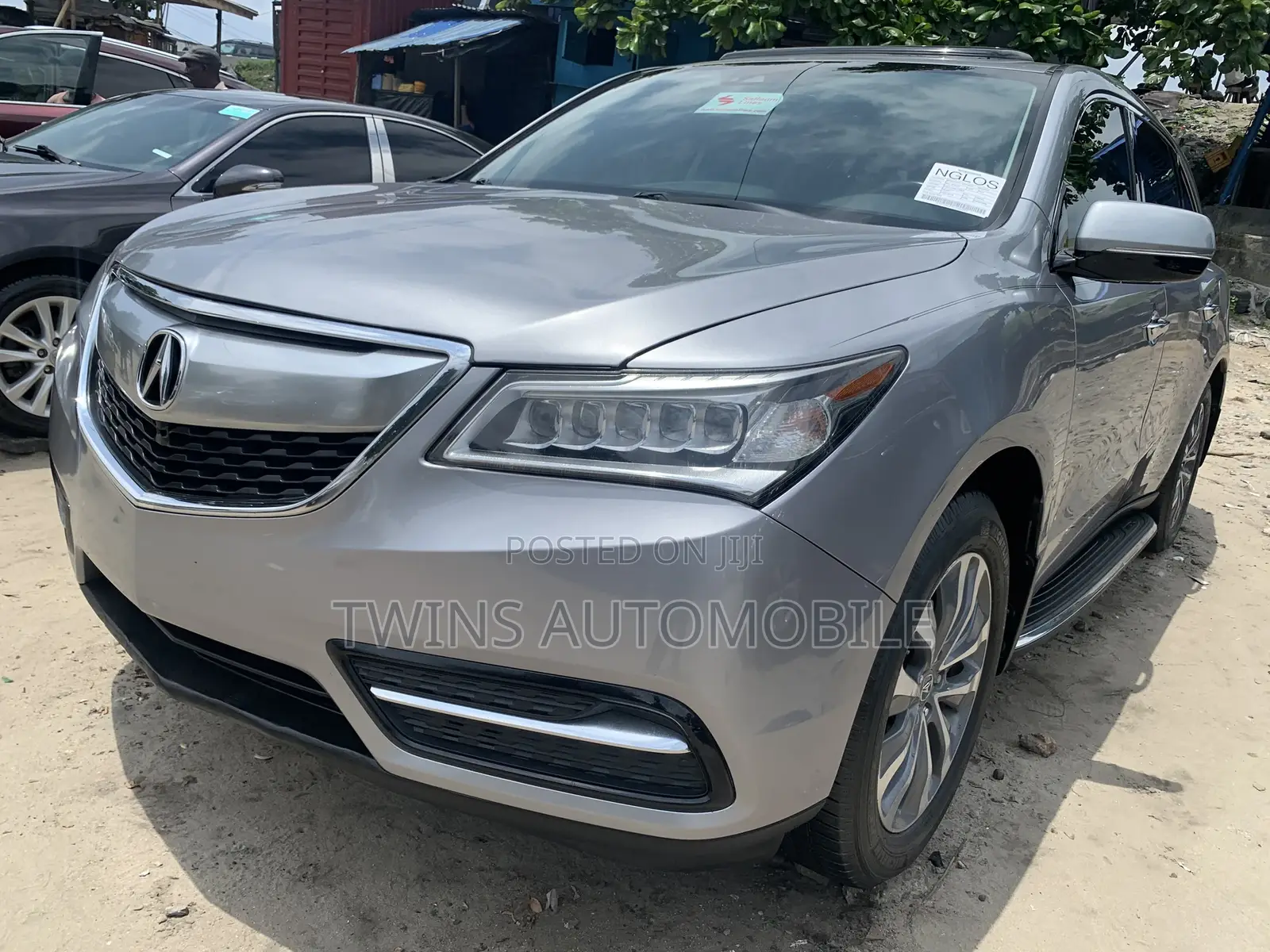 Acura MDX SUV 4dr FWD (3.5L 6cyl 9A) 2016 Silver