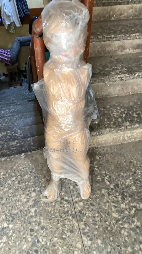 Age 1 to 3 Years Plastic Unisex Display Mannequin