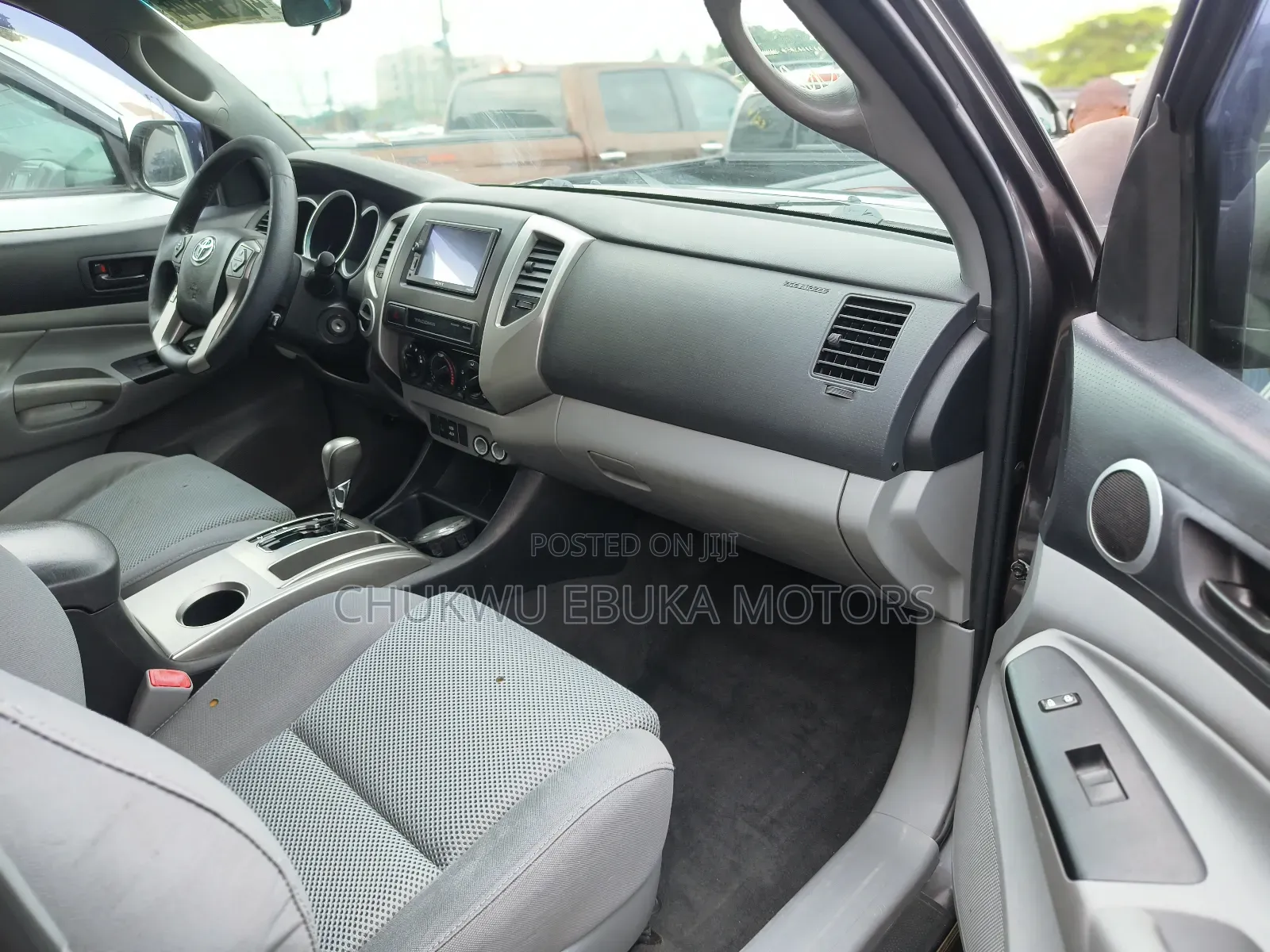 Toyota Tacoma 2015 Gray