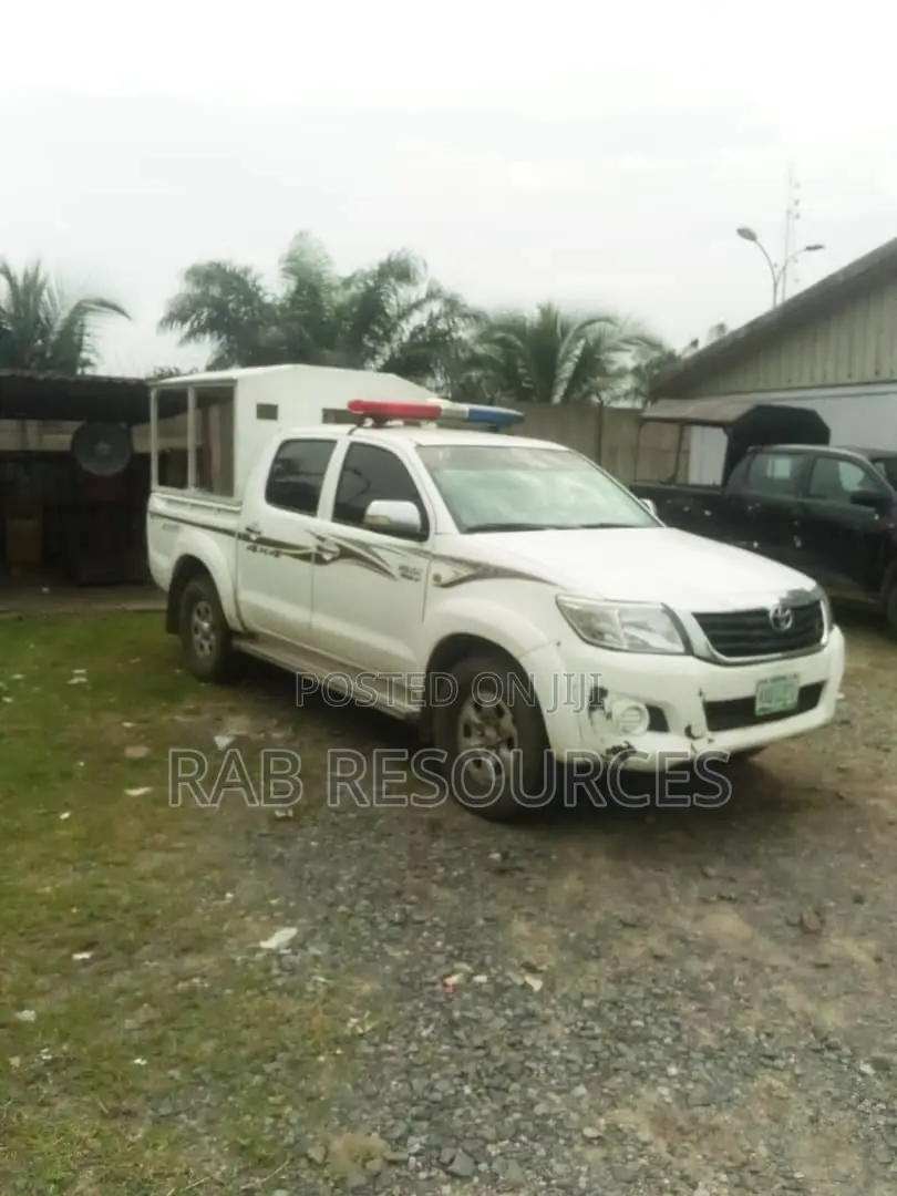 Hilux for Hire Rent