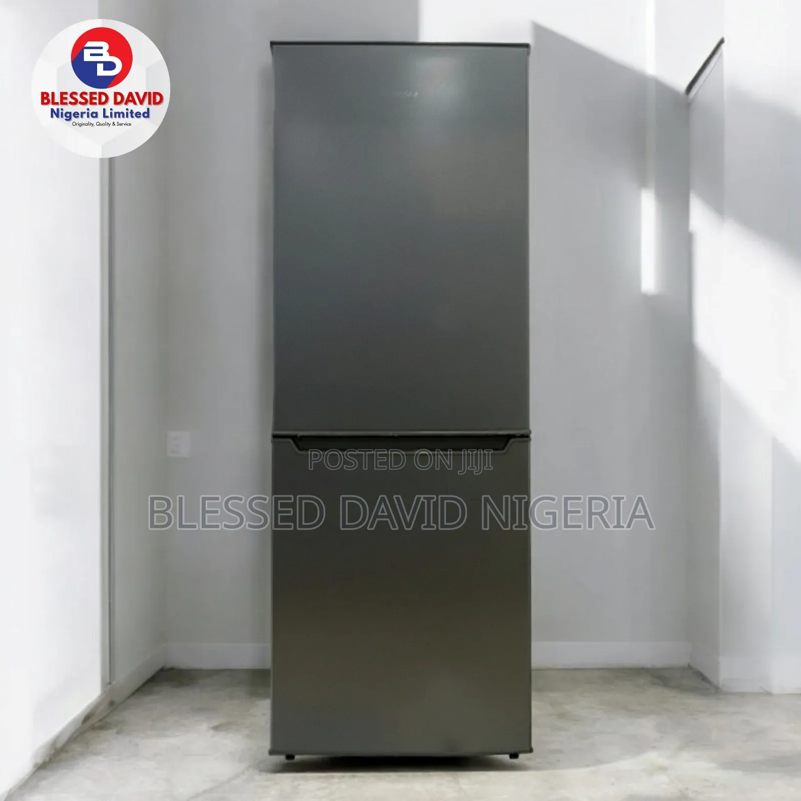 Hisense 29DCA 225L Bottom Freezer Refrigerator