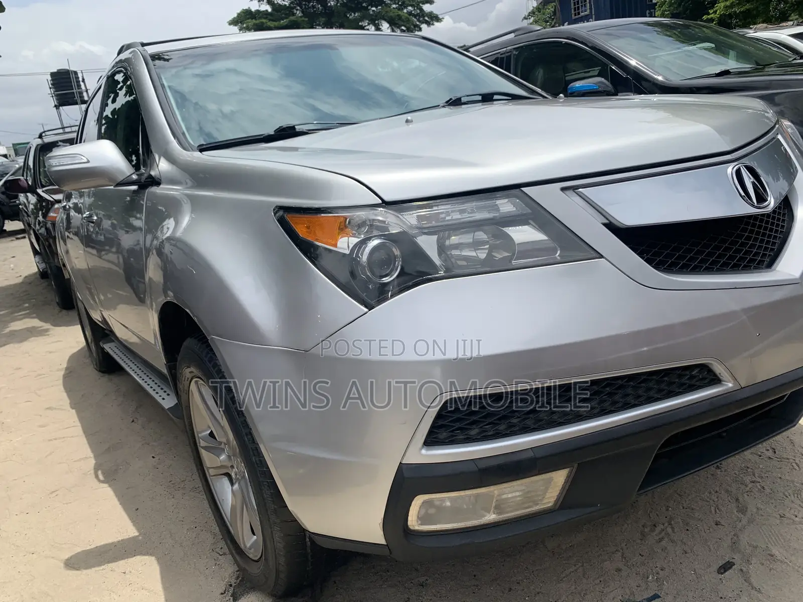 Acura MDX Advance Package SUV AWD (3.7L 6cyl 6A) 2010 Silver