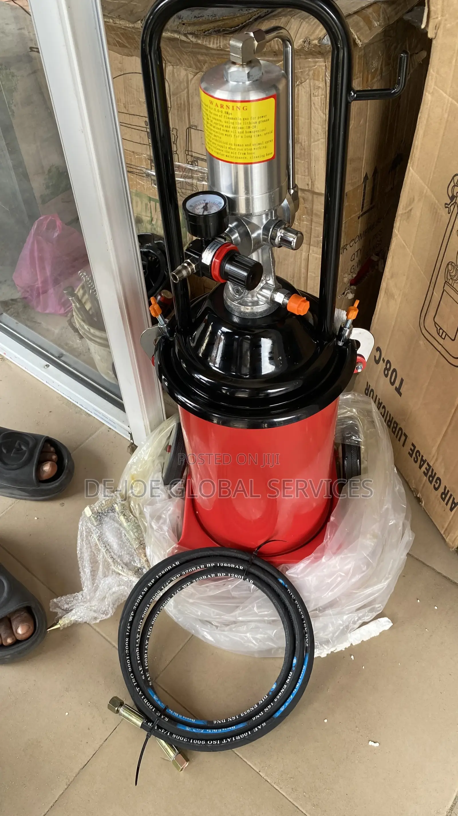 Air Grease Lubricator Pneumatic Grease Bucket