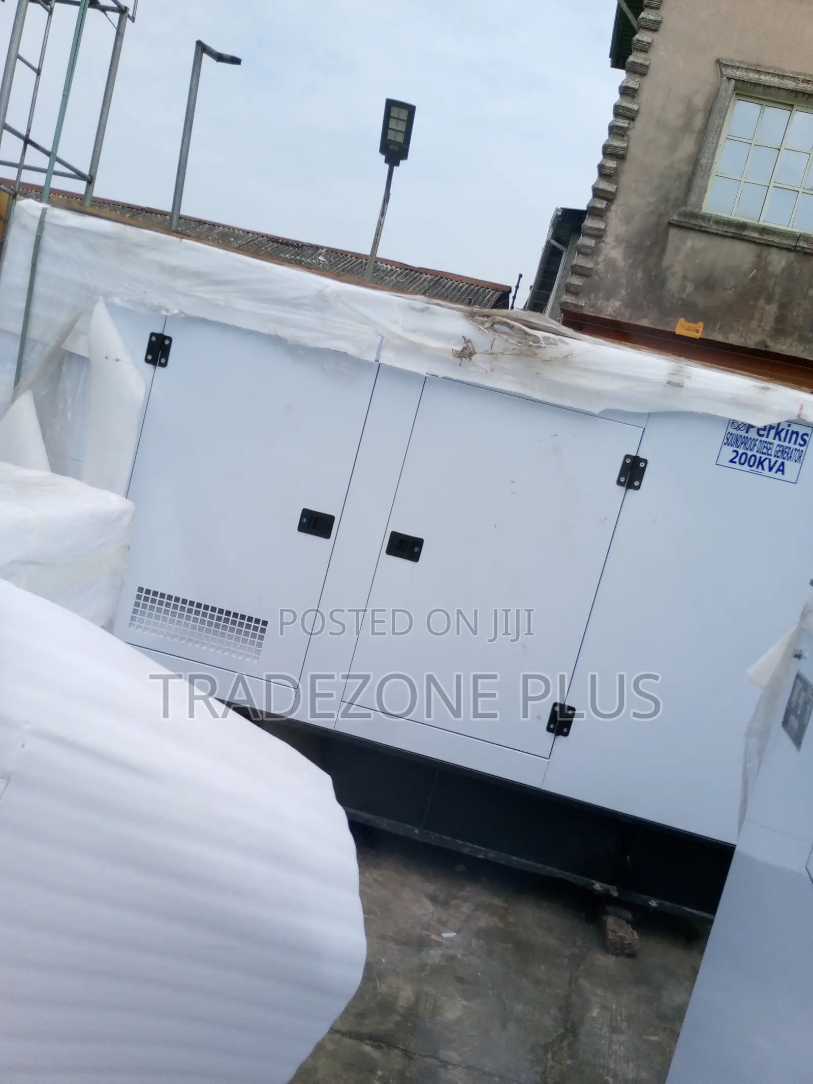 Brand New 200 Kva 3phase Perkins Powered DIESEL Generator