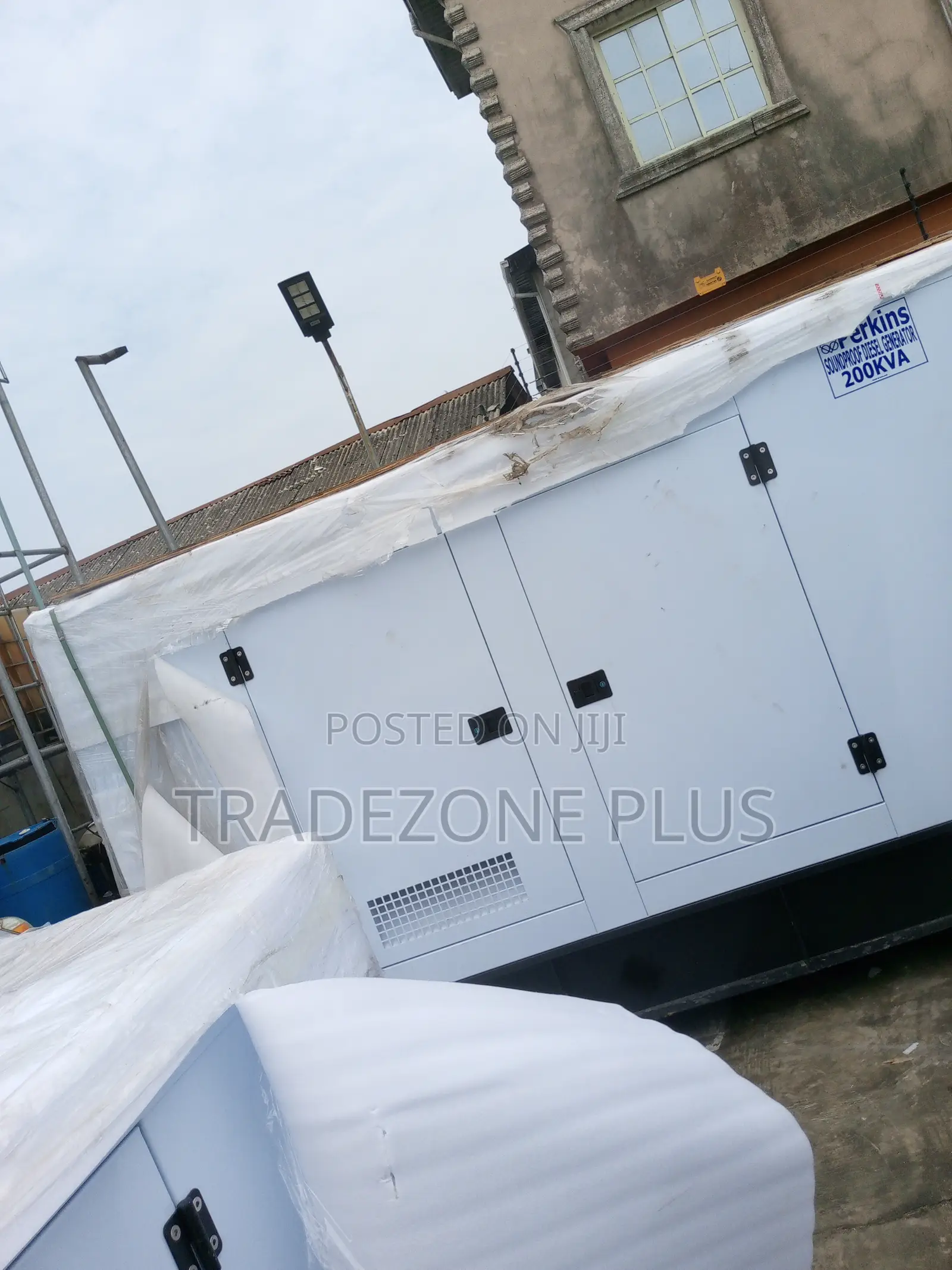 Brand Newperkins DIESEL Generator 200kva