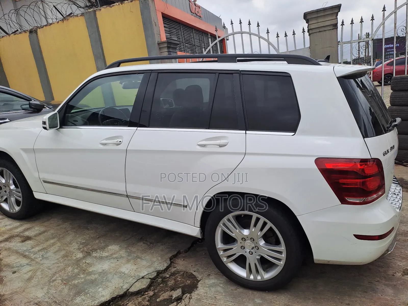Mercedes-Benz GLK-Class 350 4MATIC 2013 Gray