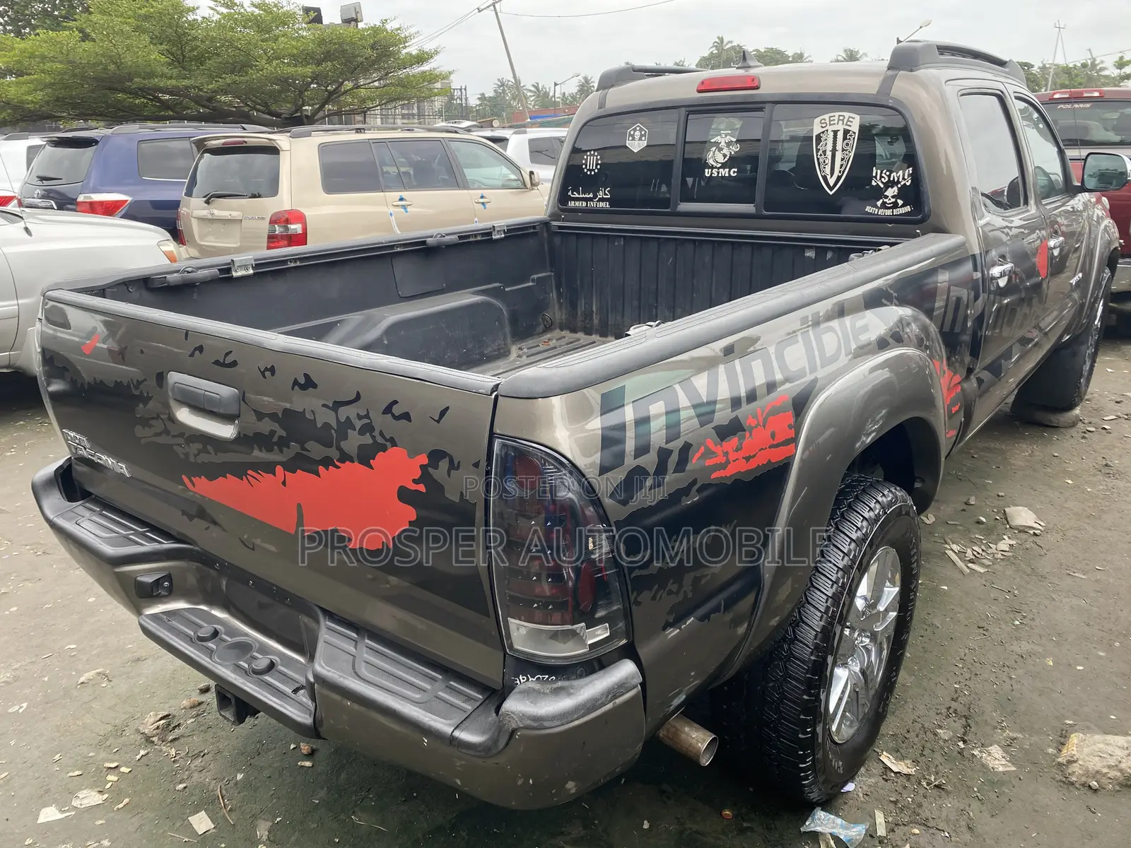 Toyota Tacoma 2015 Gold