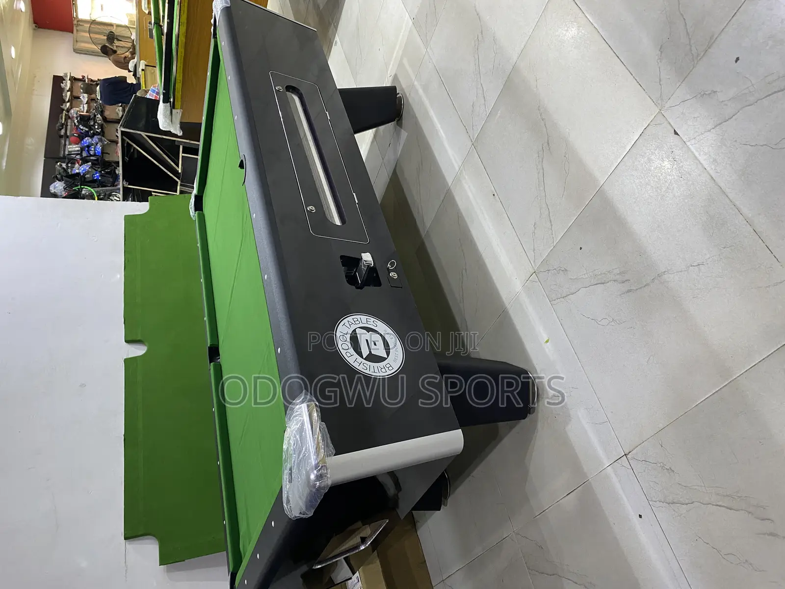 Foreign Gloss Marble and Coin Snooker