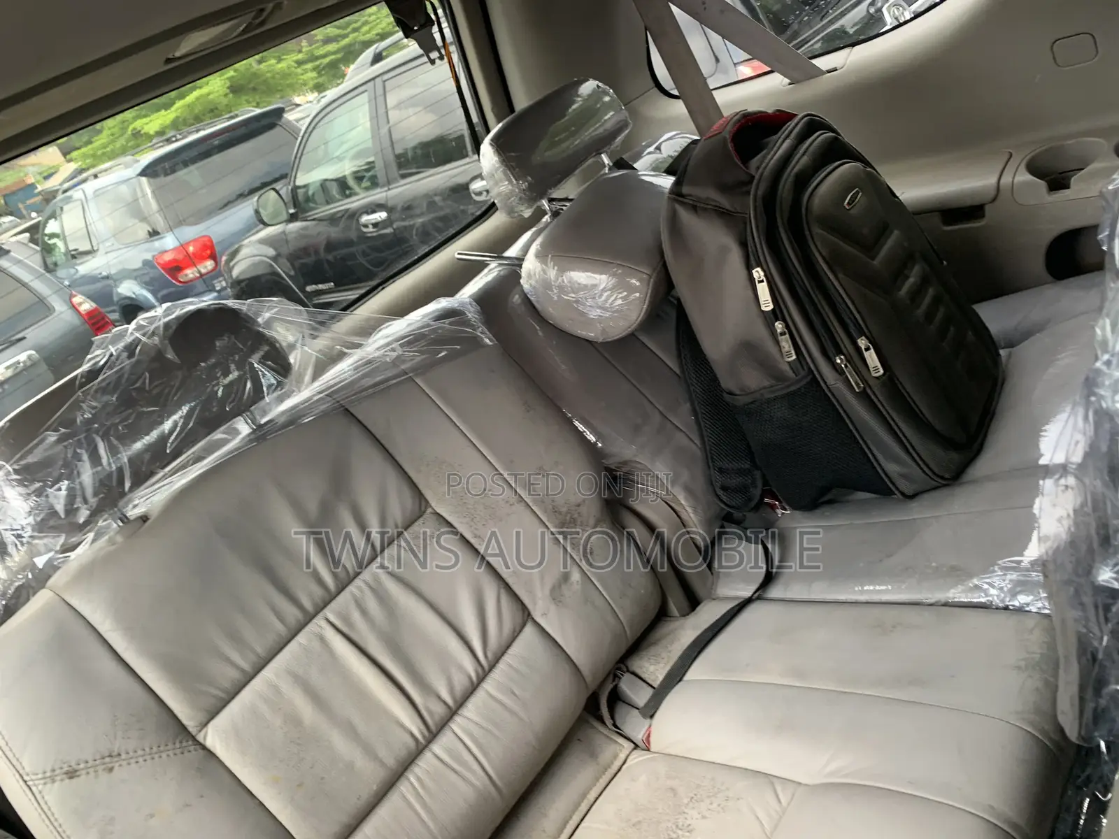 Toyota Sequoia 2004 Silver