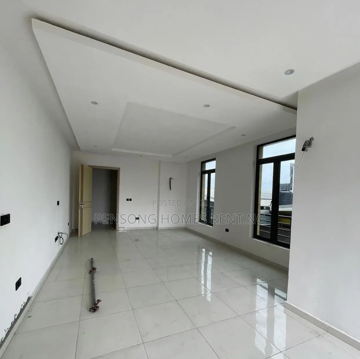 3bdrm Apartment in Lekki Phase 1 for rent